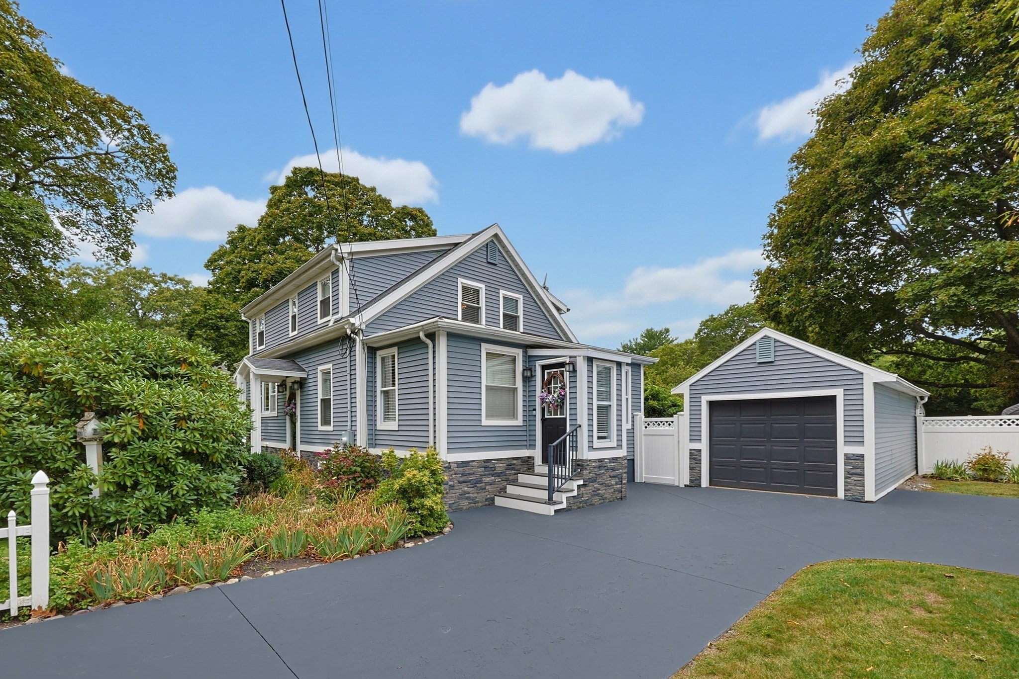 38 Dexter Ave. — photo