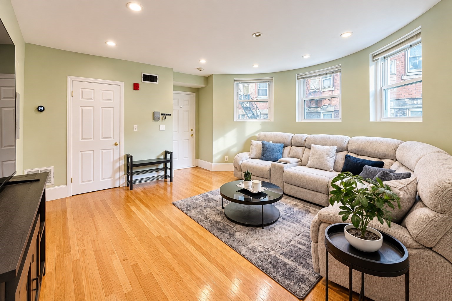 1742 Beacon St #2 — photo
