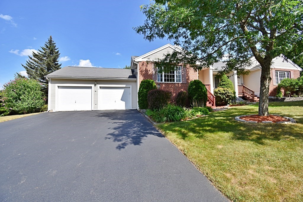 19 Ptarmigan Dr #19 — photo