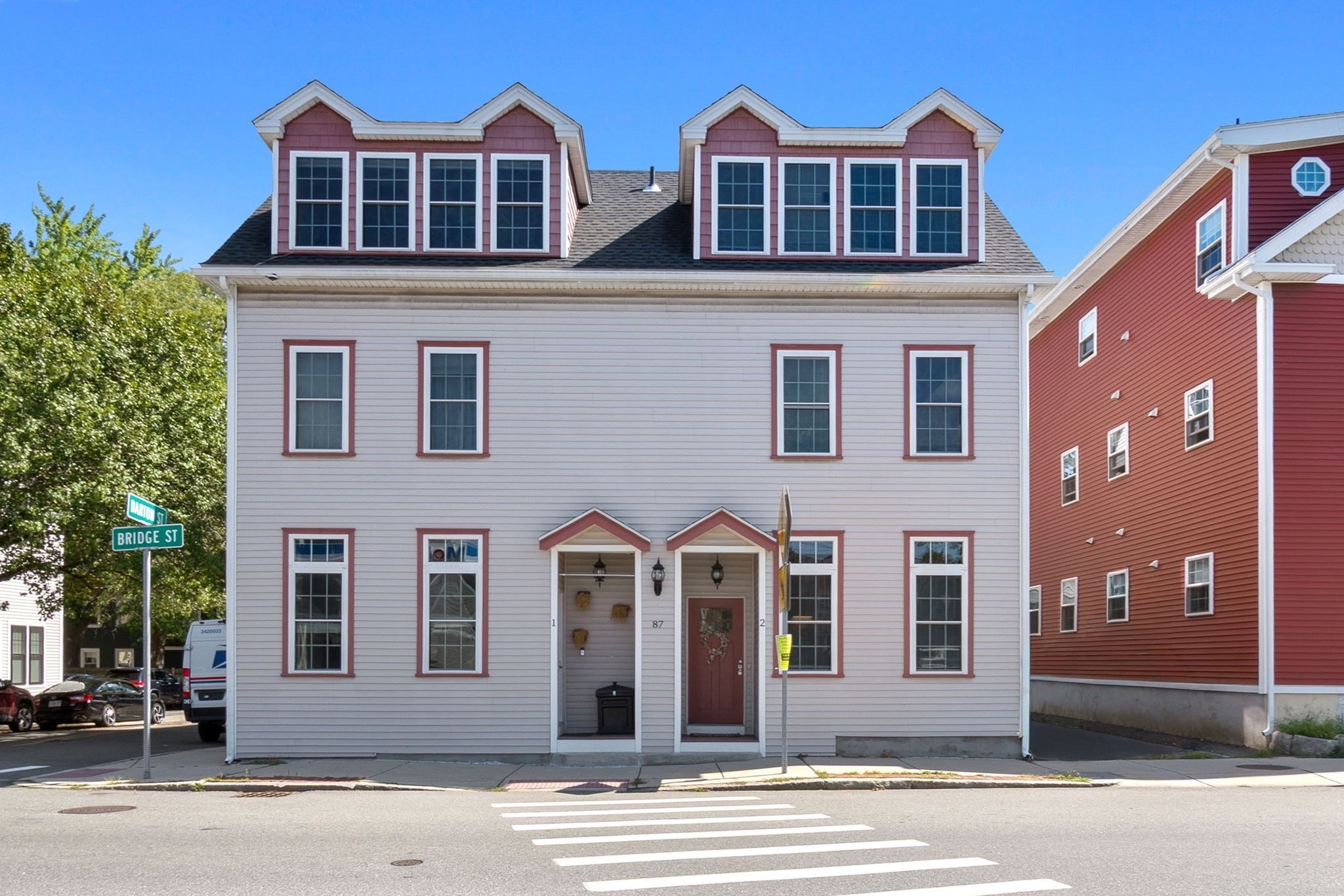 87 Bridge St #2 — photo