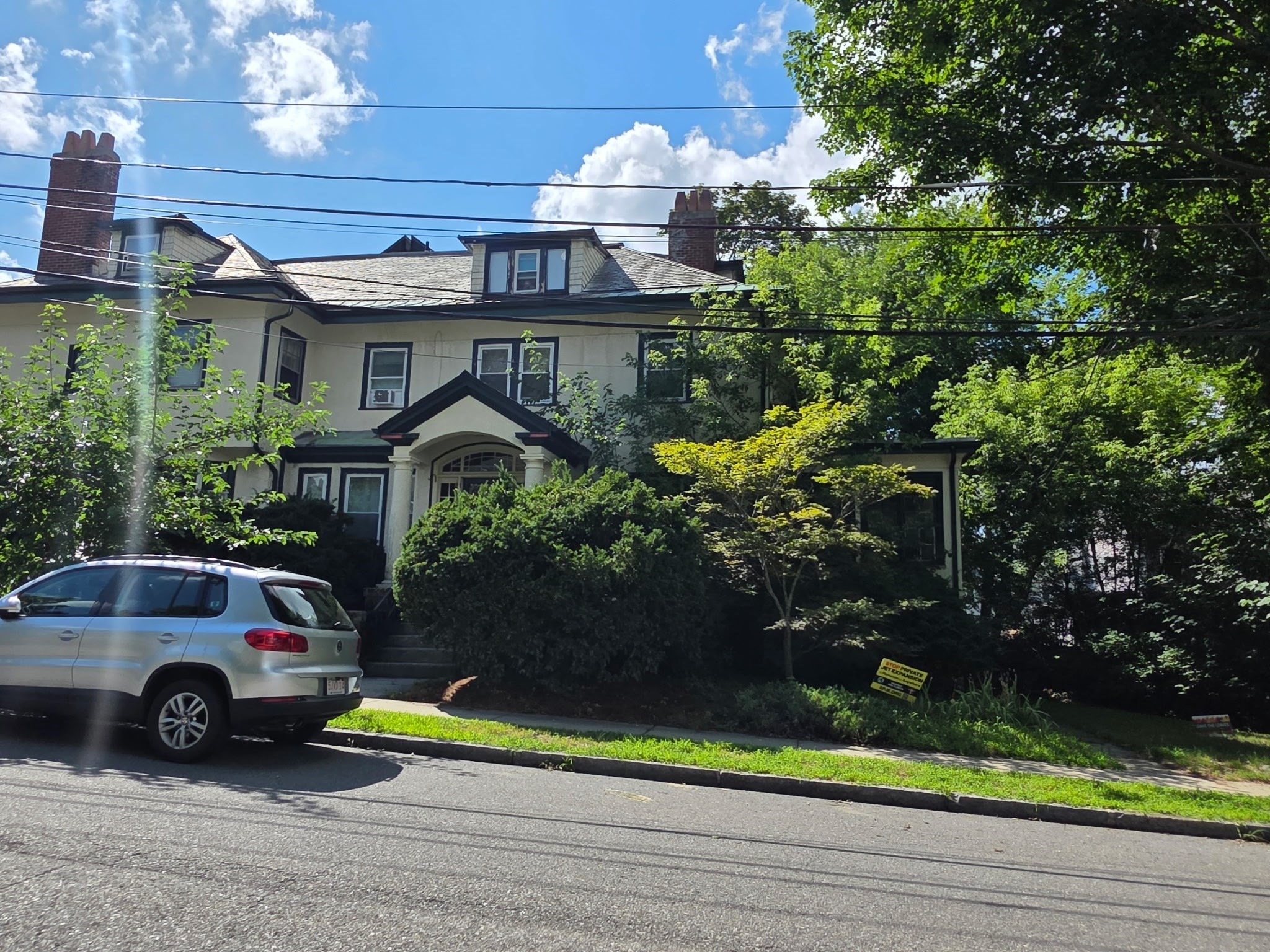 15 Bartlet Ave Th — photo