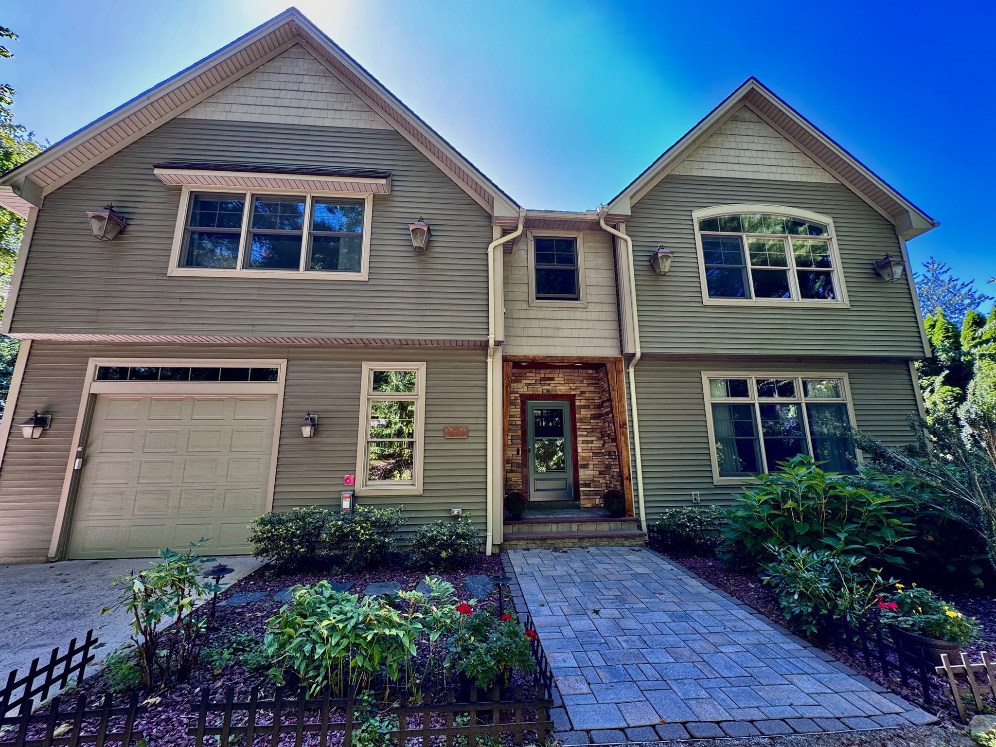 20 Bungalow Point — photo