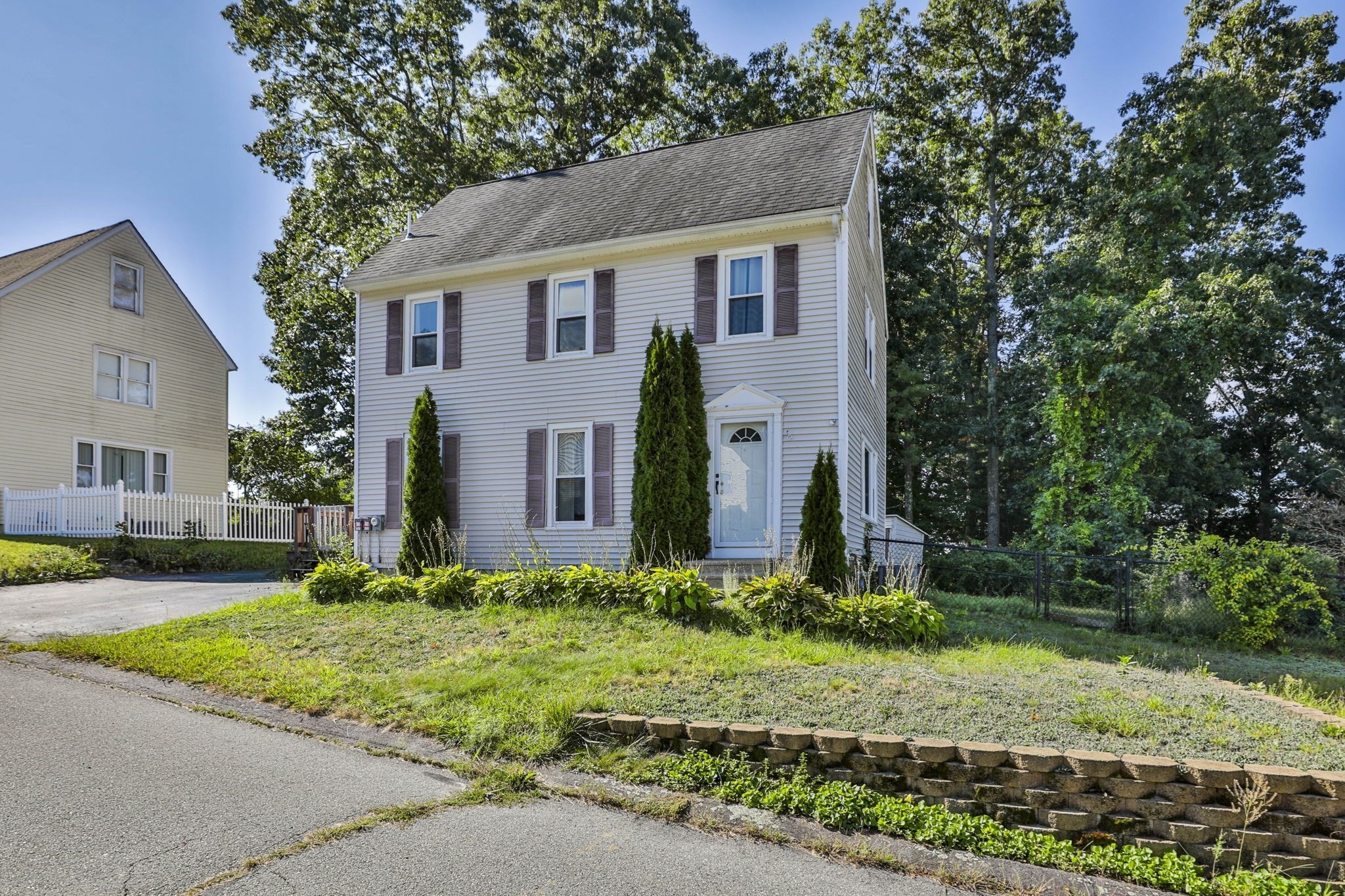 720 Hypine Rd — photo