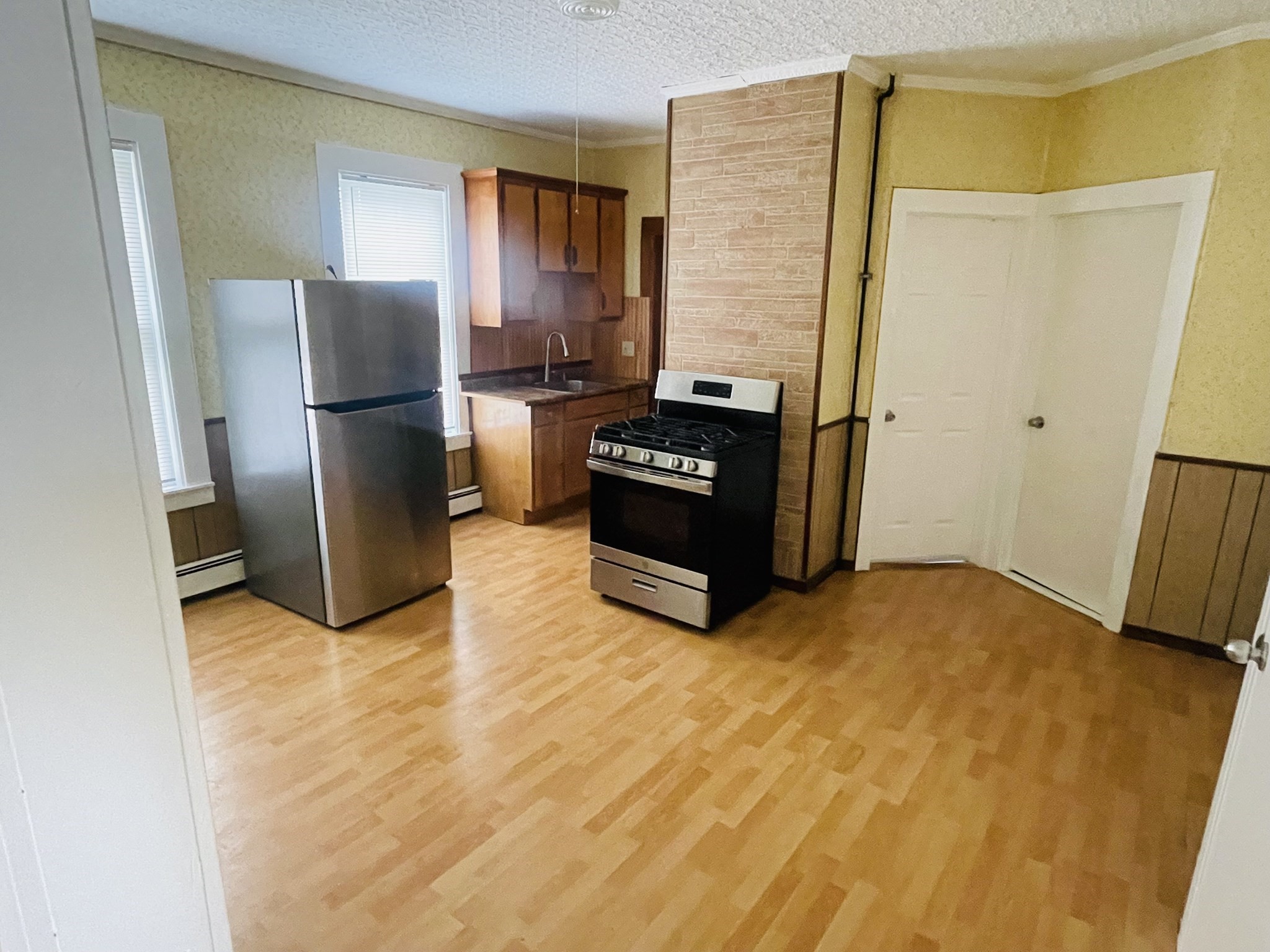 50 Linden St #1 — photo