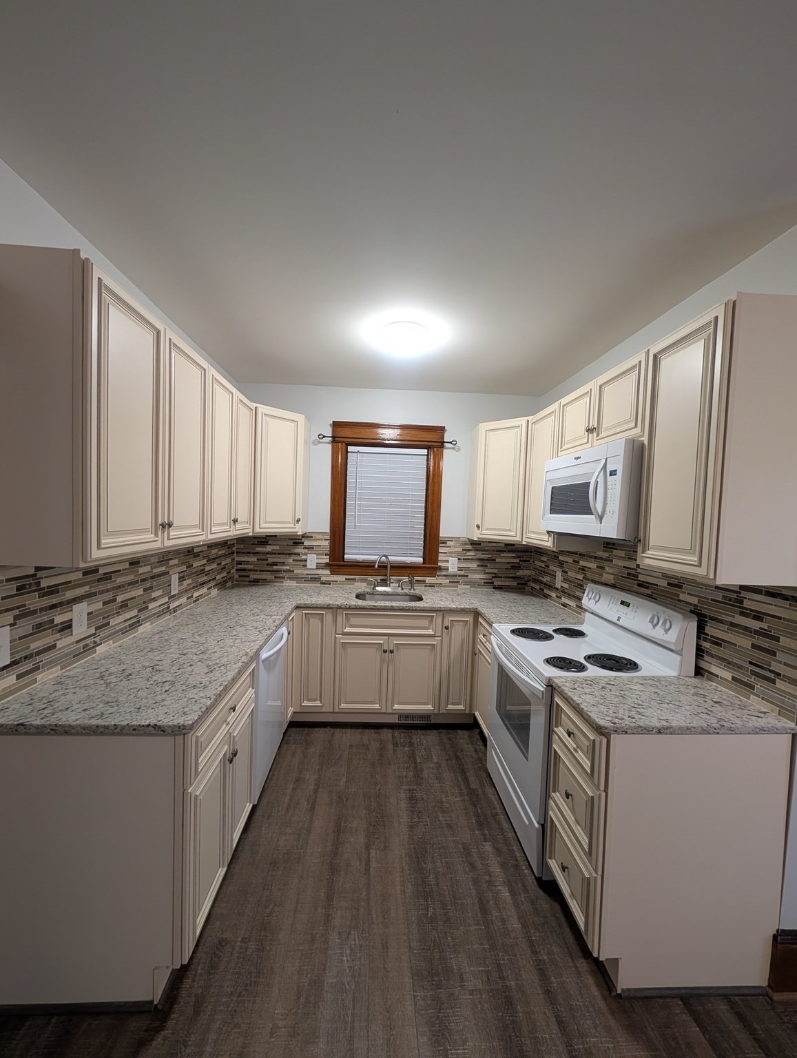 8 Howard Ave #1 — photo