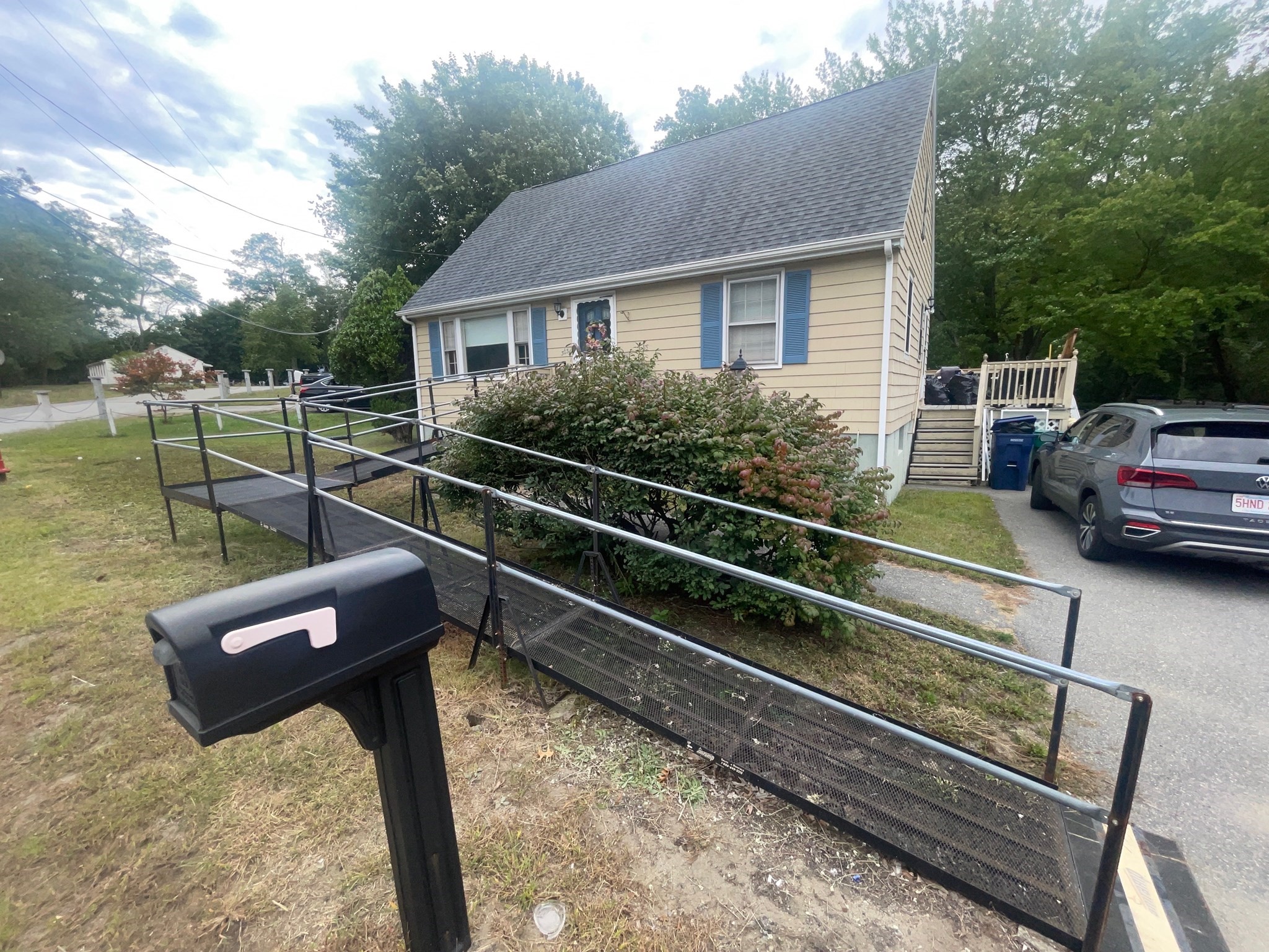 303 Salem Rd — photo