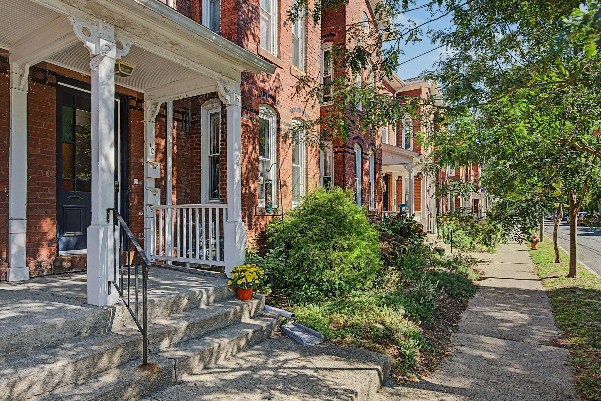 10 a Graves Ave #a — photo