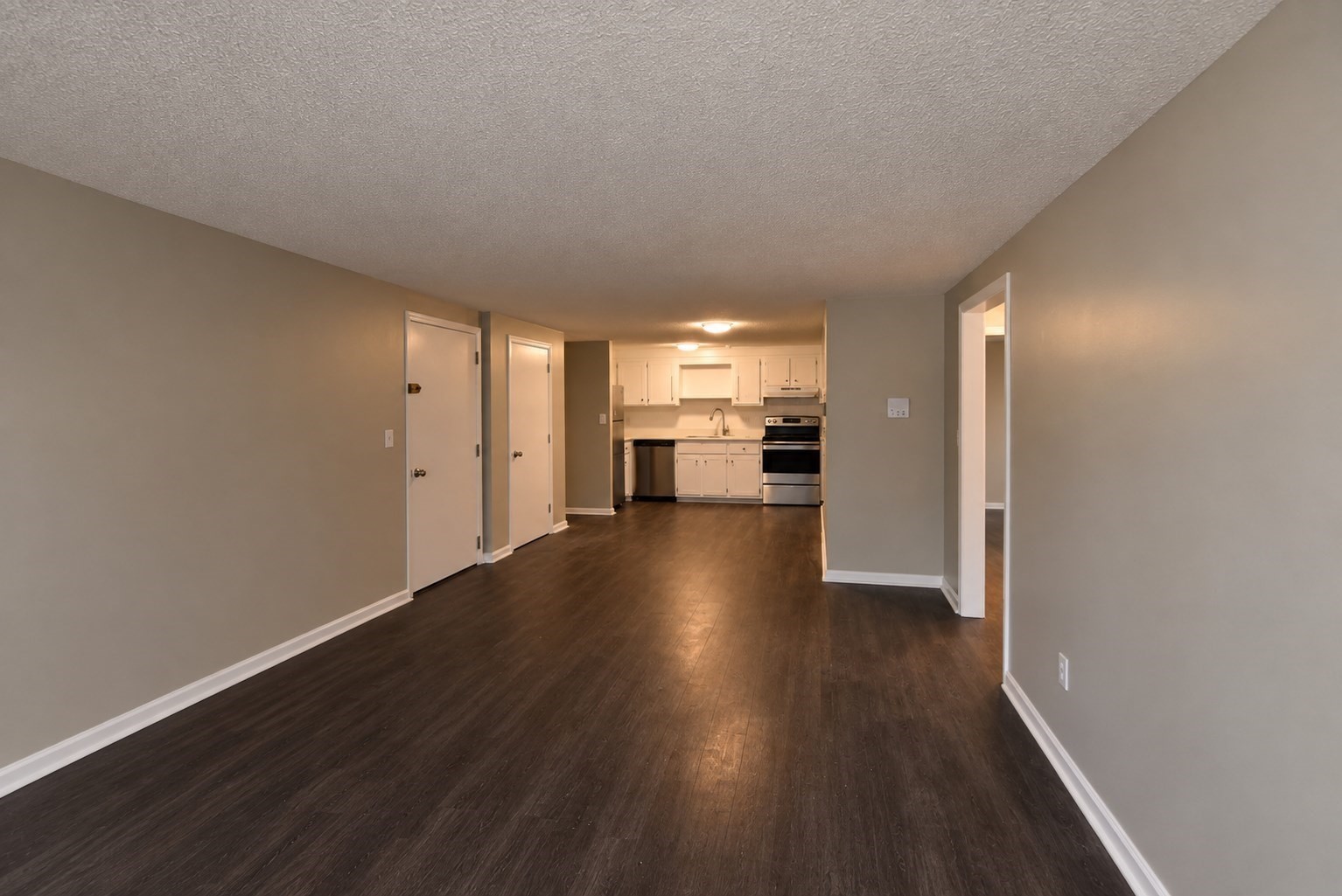 1 Trafalgar Dr #12a — photo
