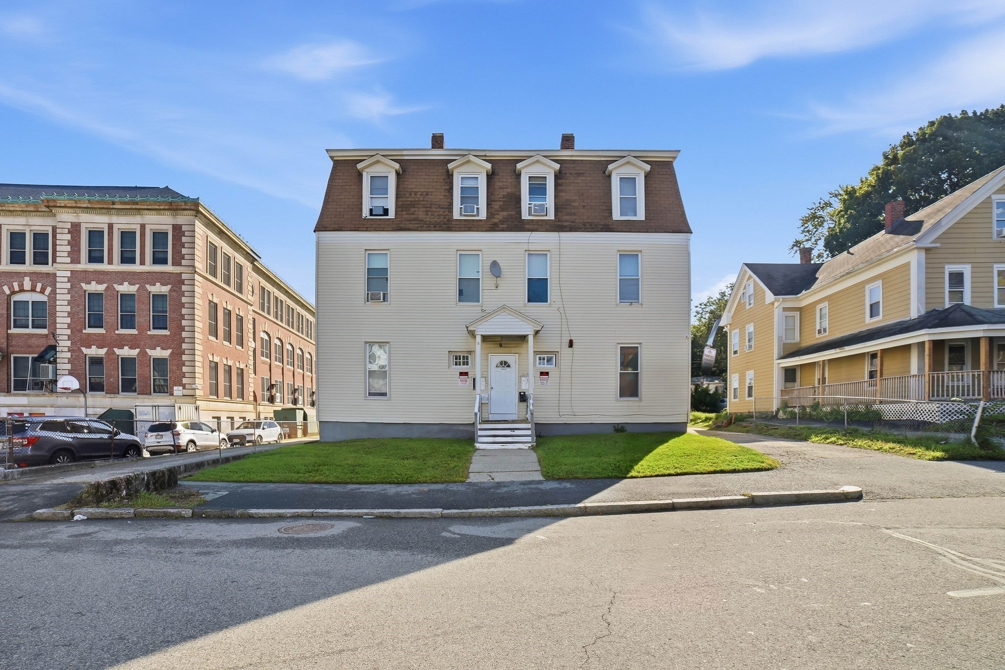 9 Freeland St #1R — photo