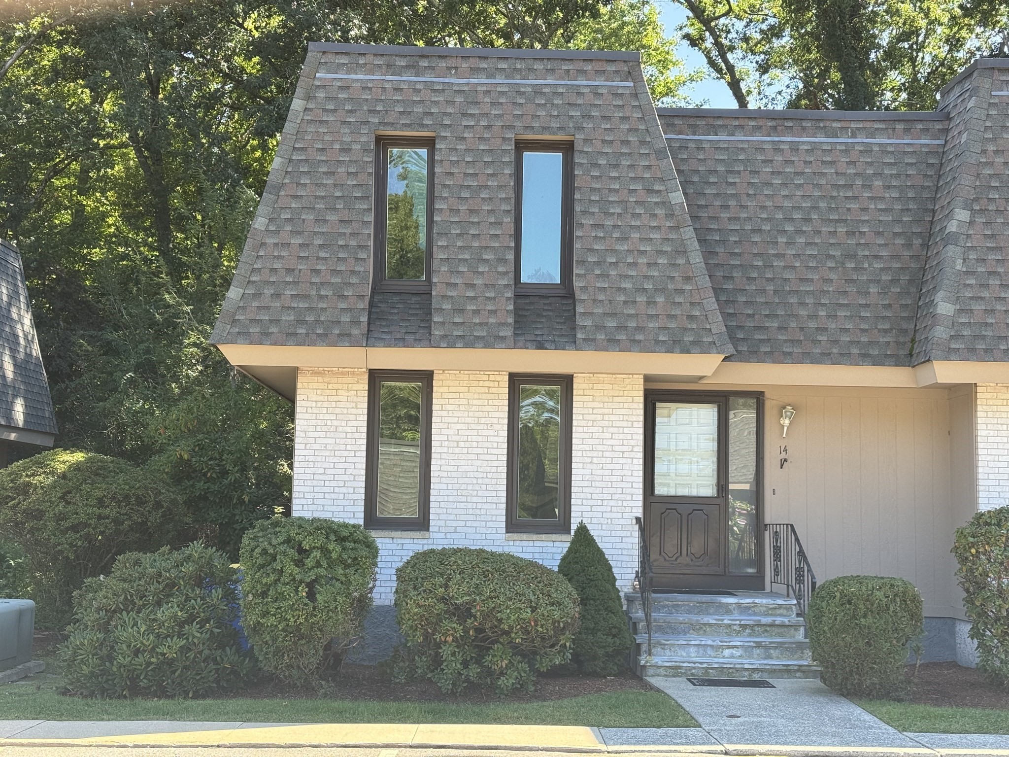 14 Grove Sq #14 — photo