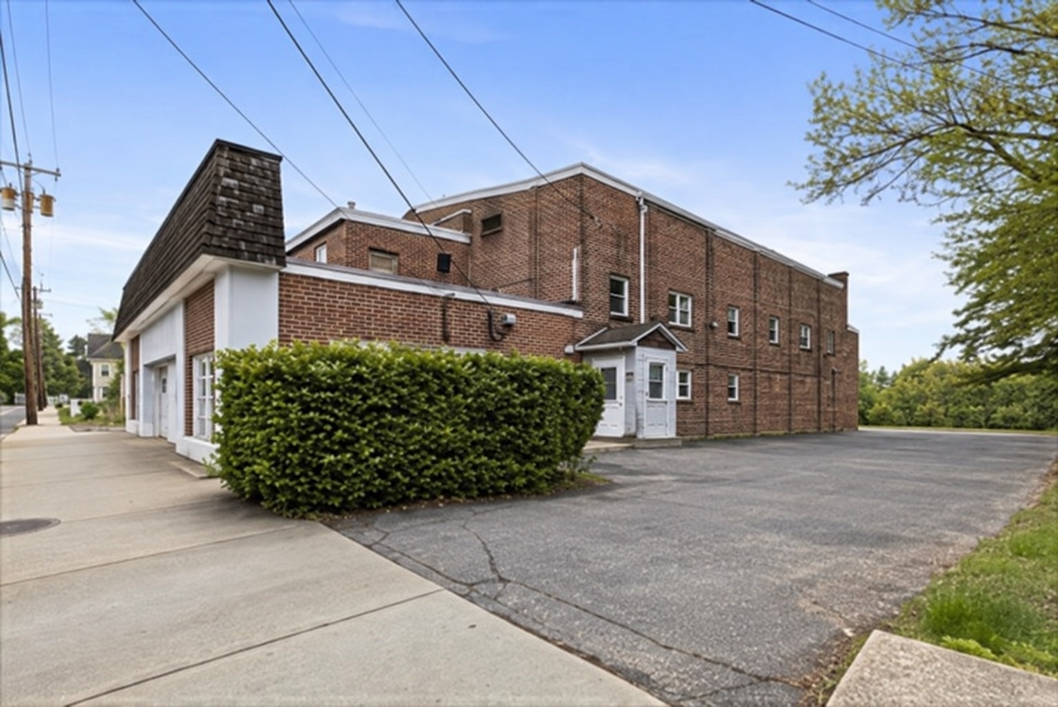 50 E Main St #7 — photo