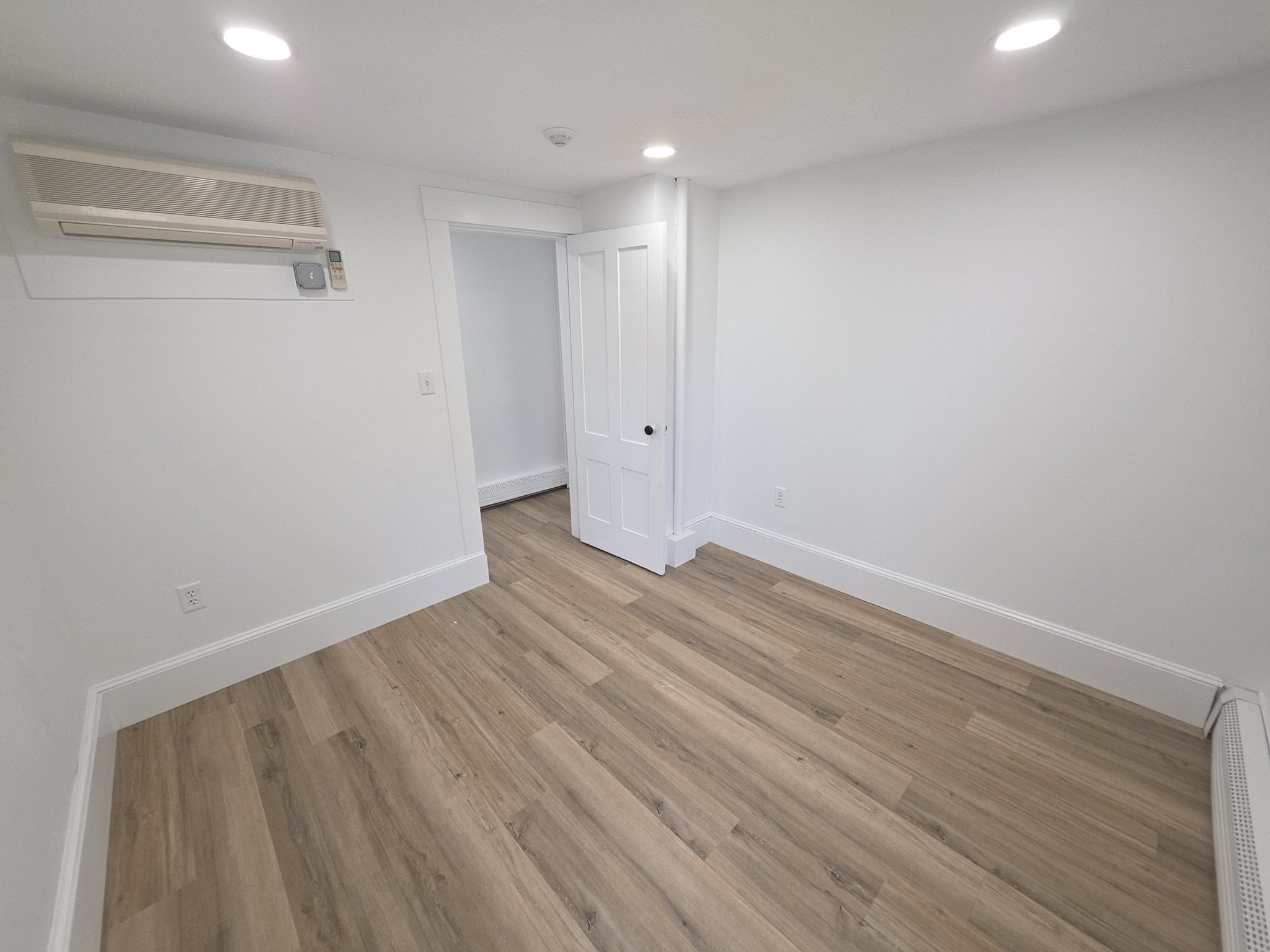 8 Hollis St #C4 — photo