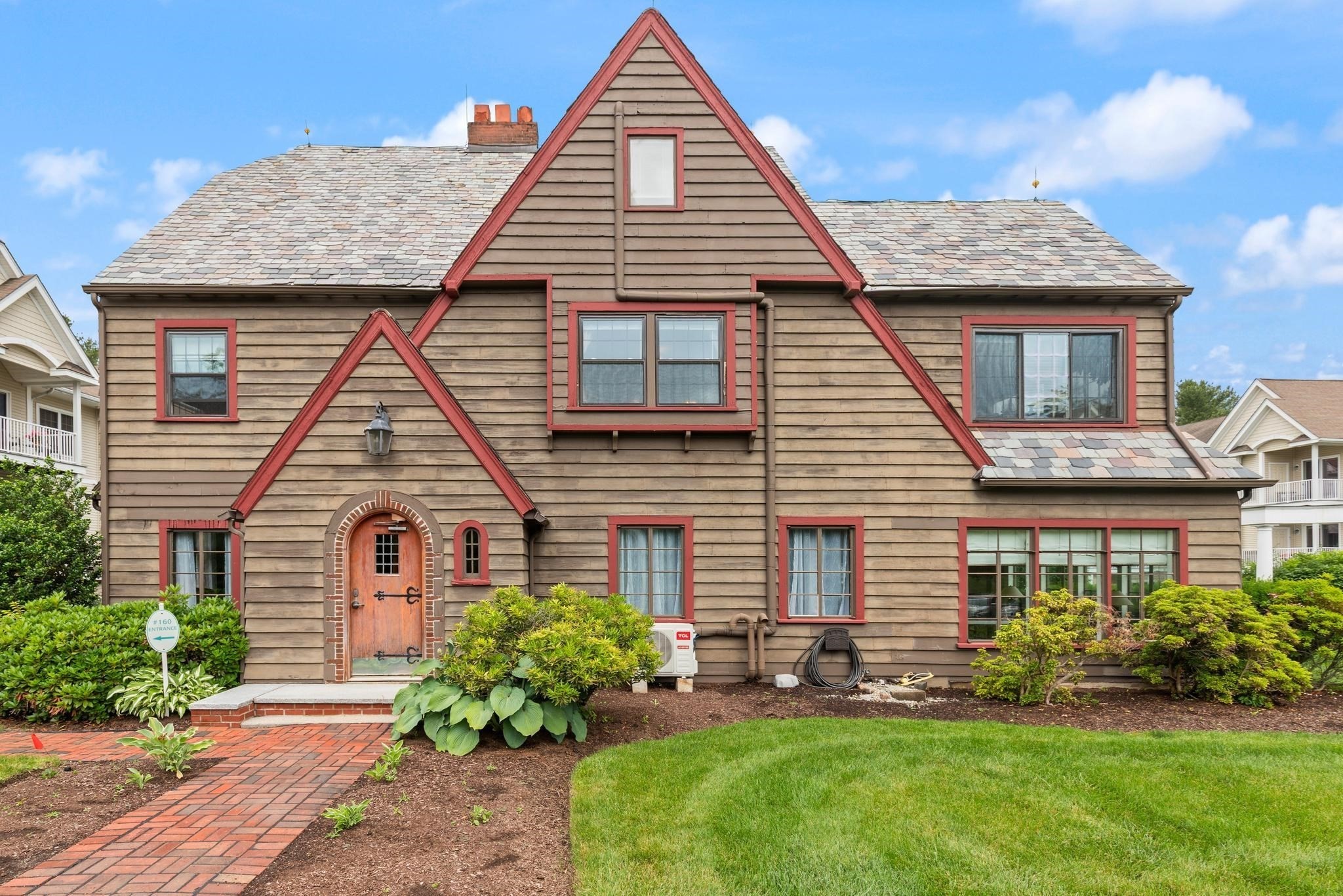 160 Daniel Webster Hwy #160 — photo