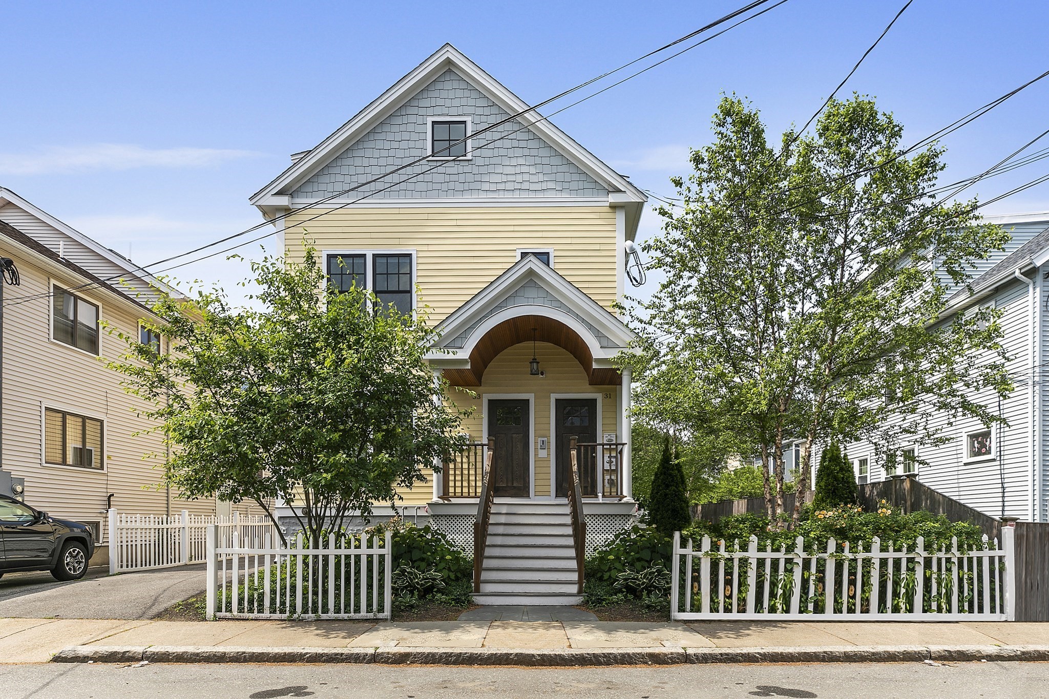 33 Clyde St #1 — photo