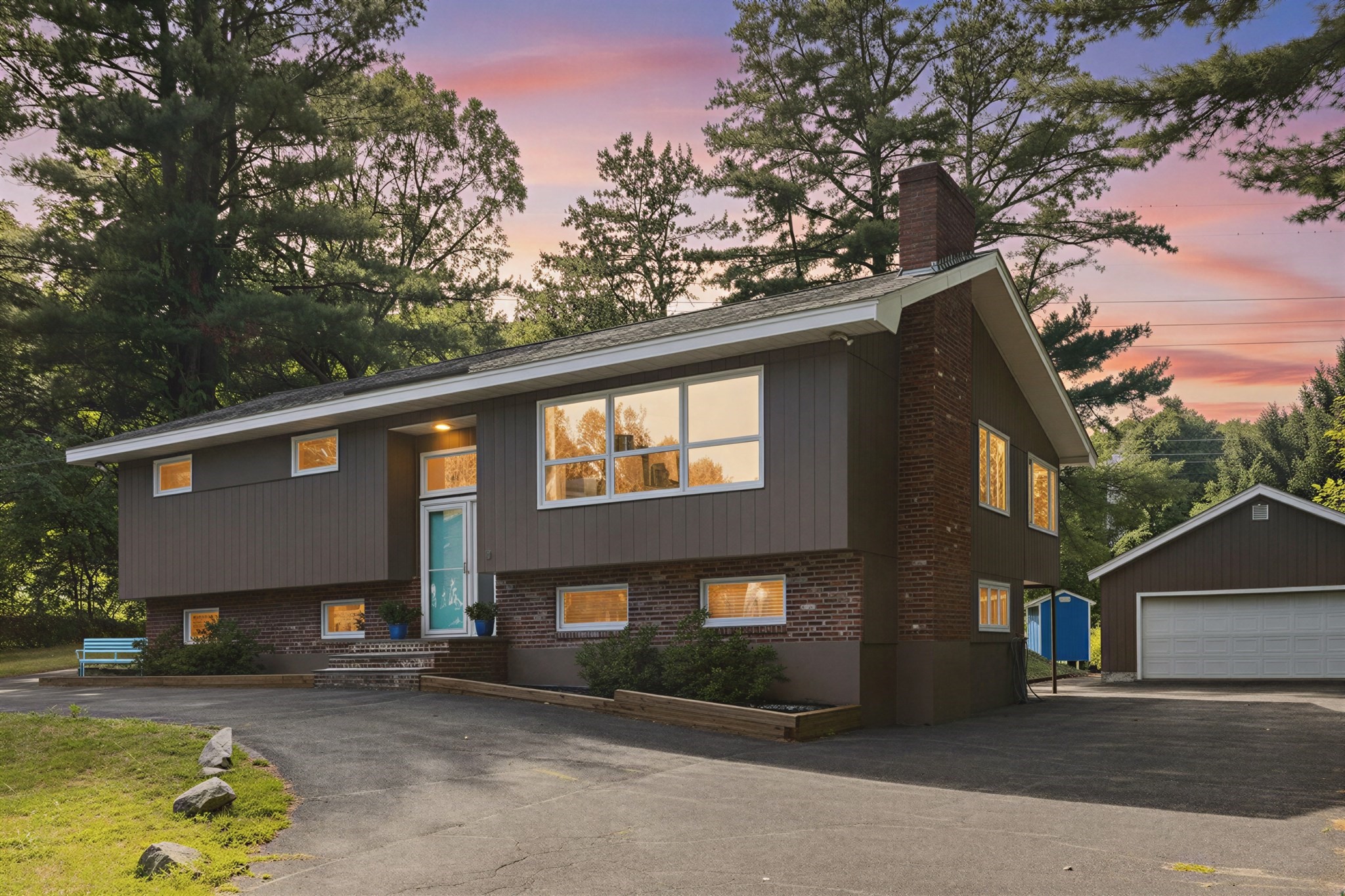12 Stevens Pl — photo