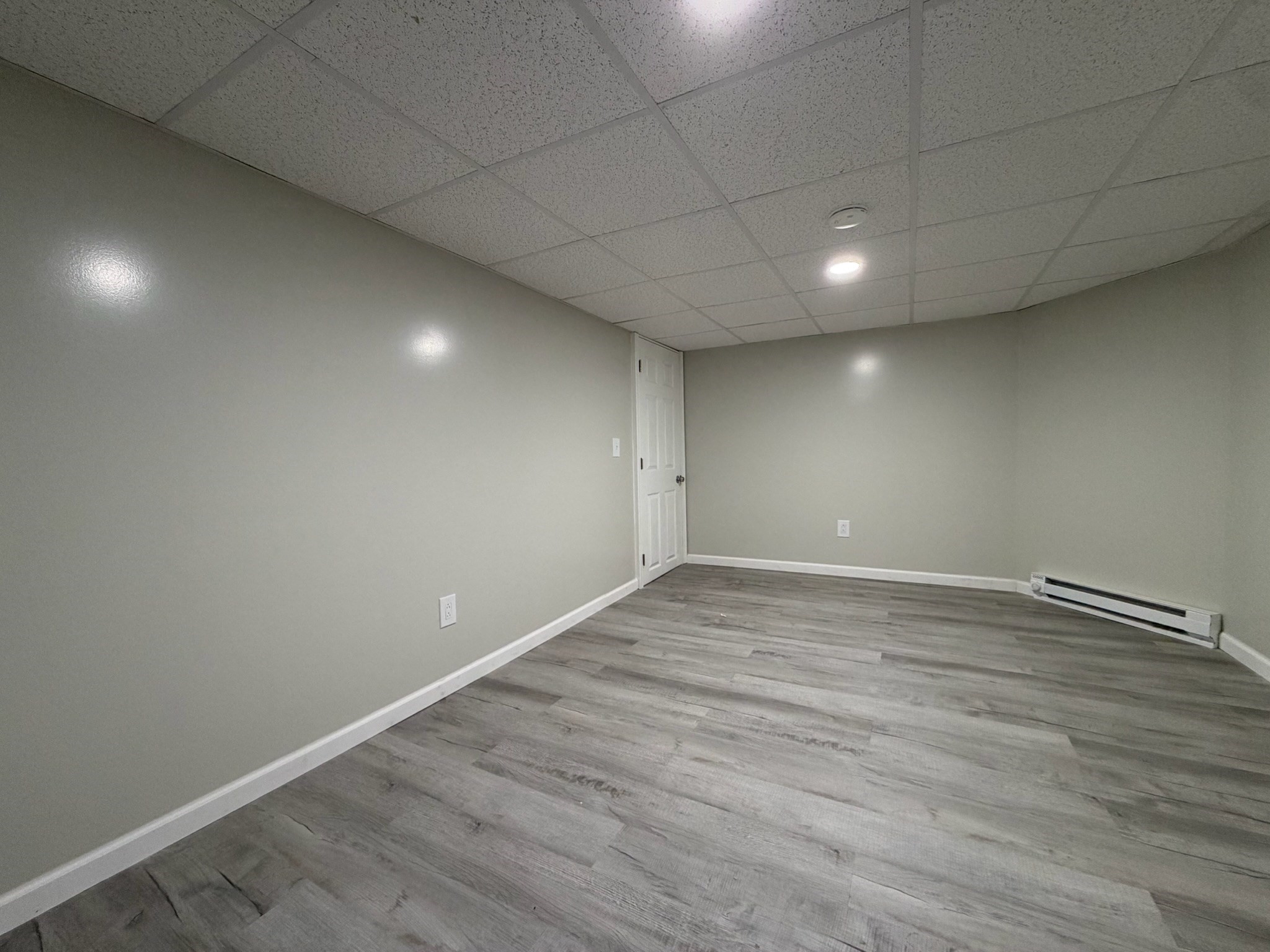 320-322 Wood Street #a Room a — photo
