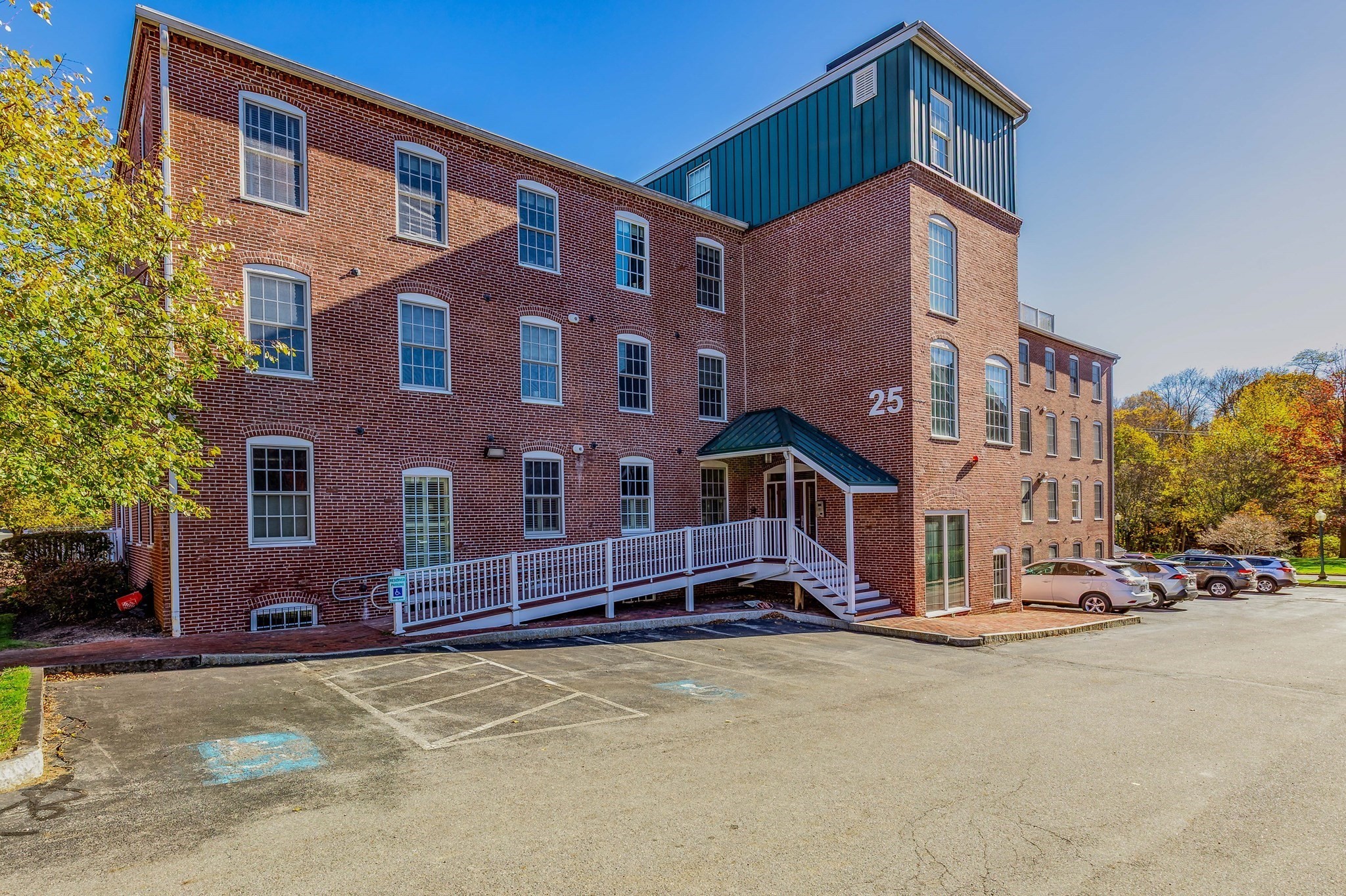 25 Cedar St #3 — photo