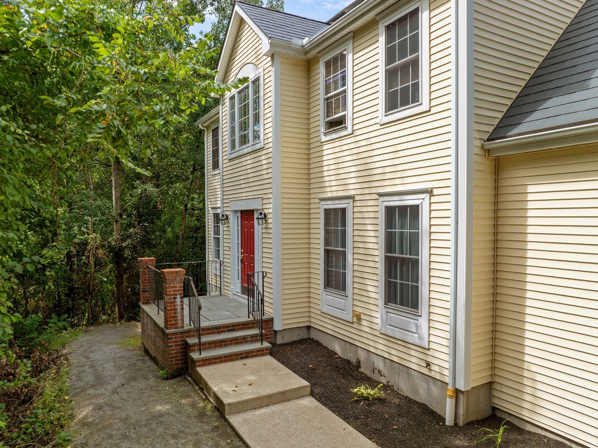 115 Cathedral Drive — photo