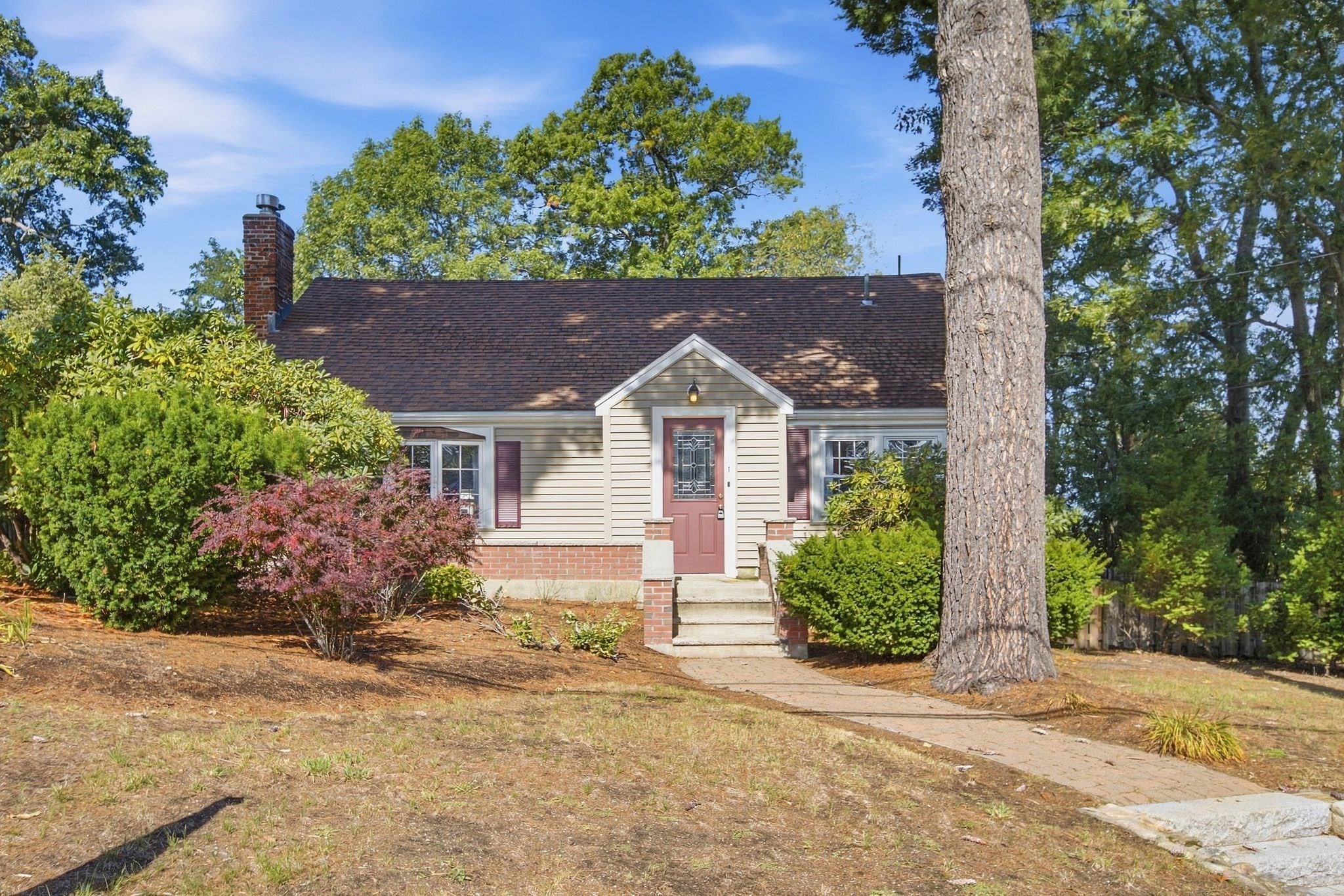 1 Great Pines Ave — photo