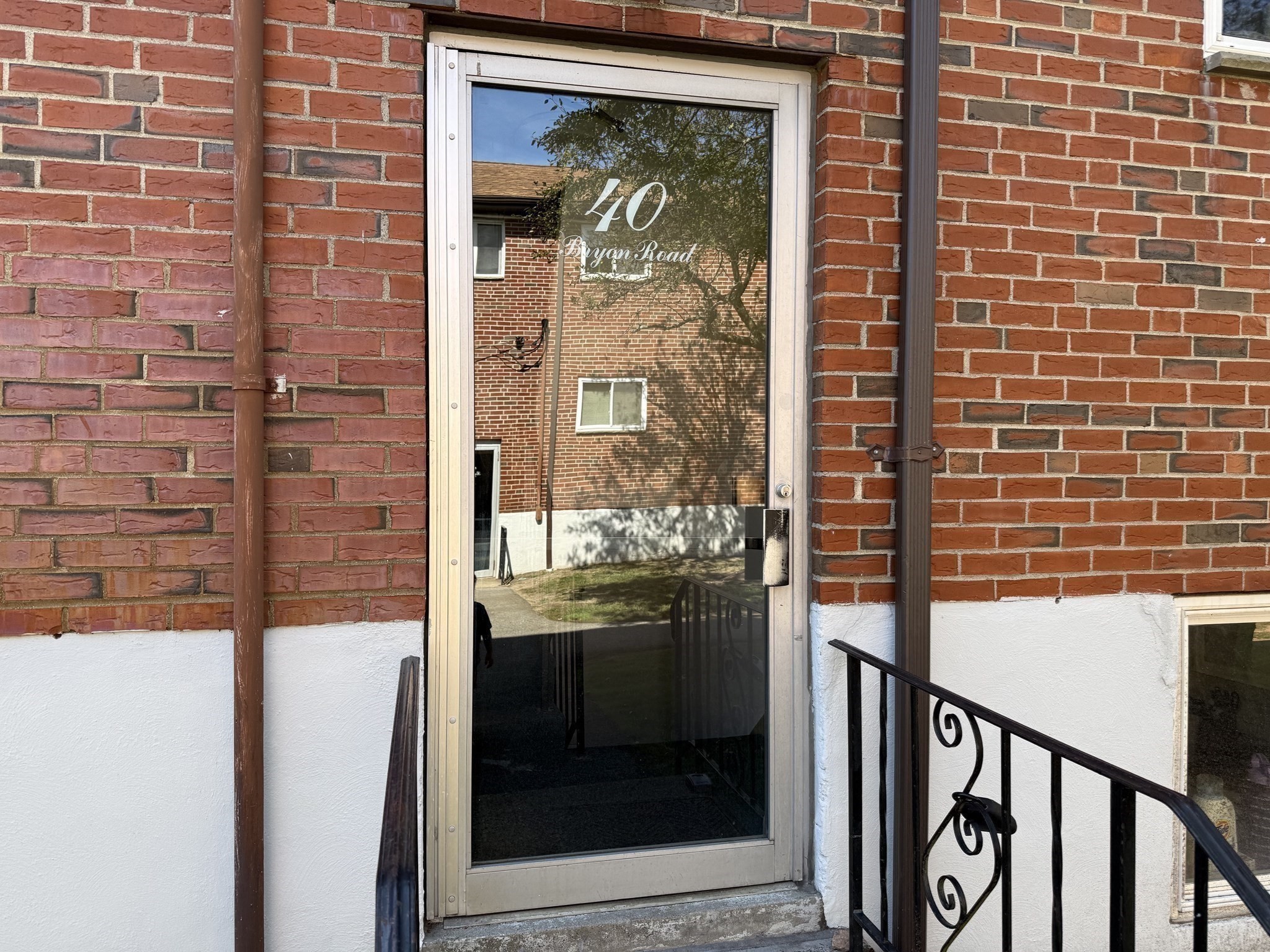 40 Bryon Road #4, Boston, MA 02467 — photo 2
