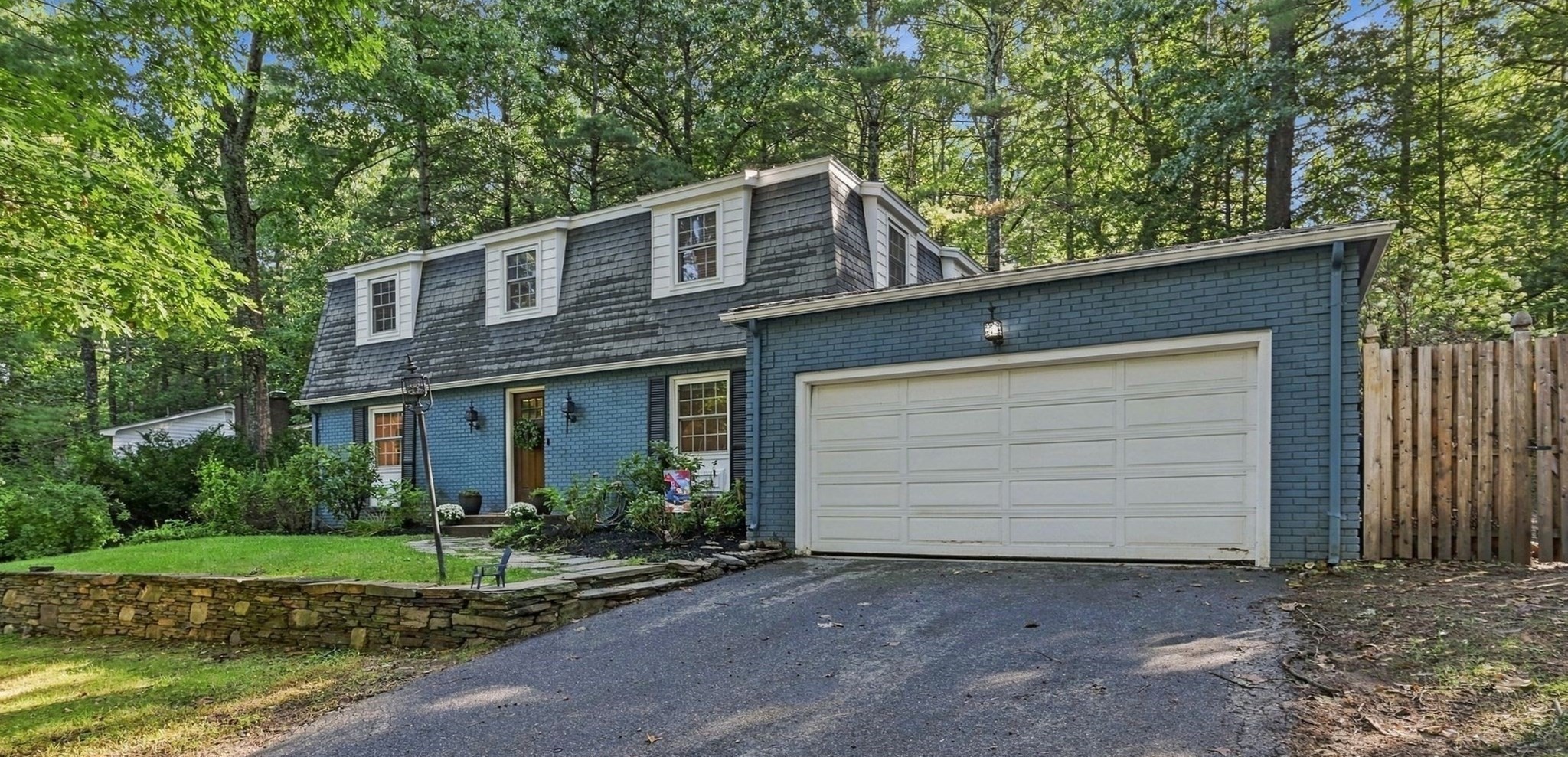 218 Heatherstone Road, Amherst, MA 01002 — photo 3