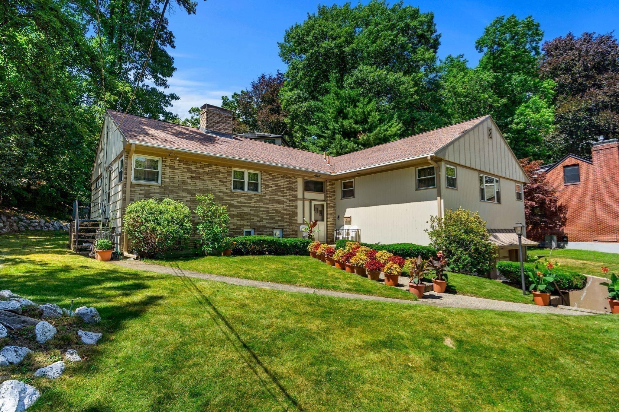 205 Gardner Road, Brookline, MA 02445 — photo 2