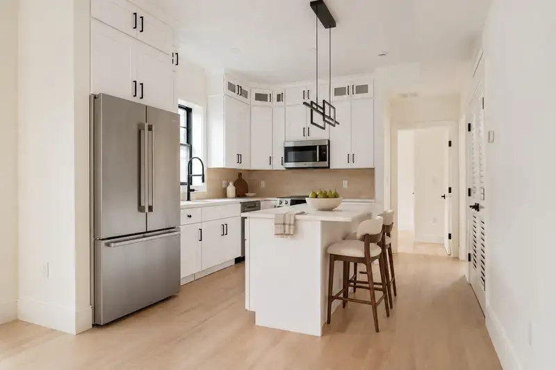 387 Norfolk St #2 387-2 — photo