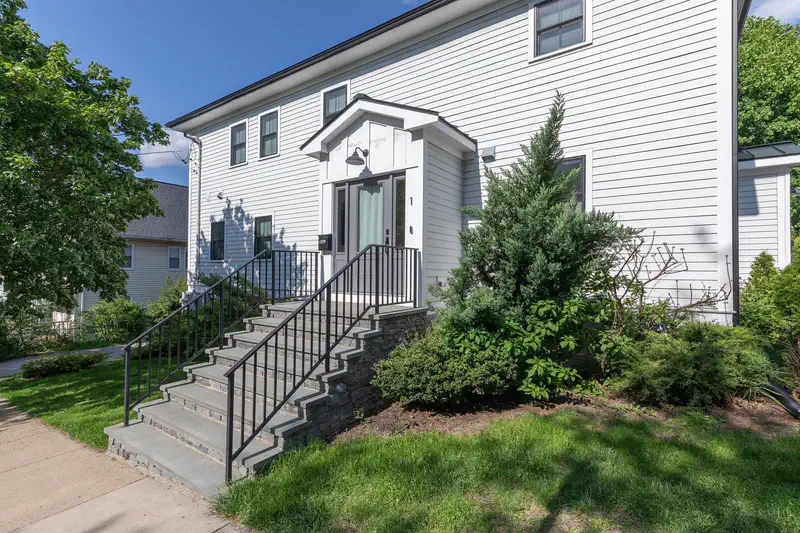 1 Zamora Street Ph — photo