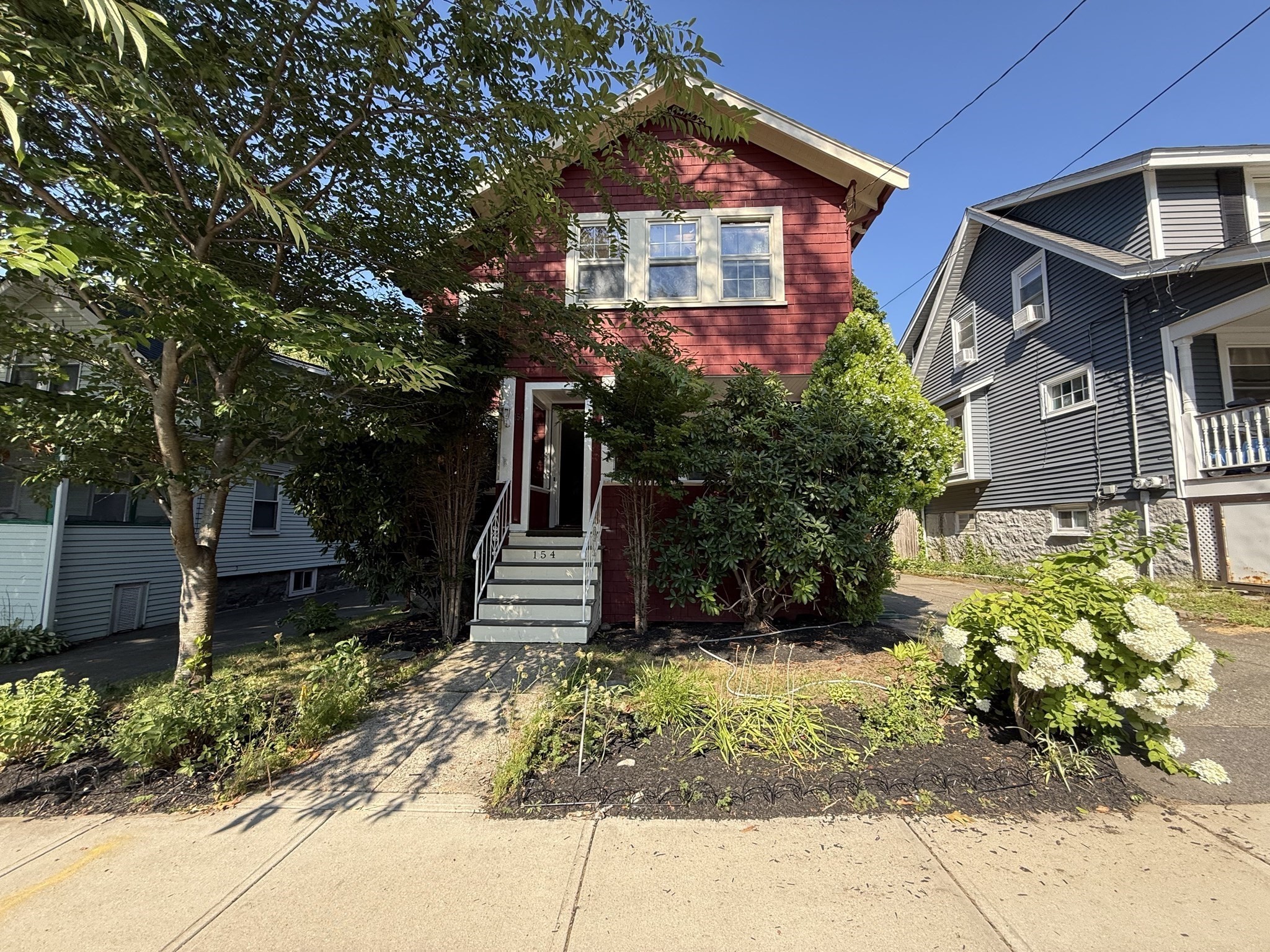 154 Pine Street — photo