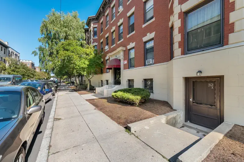 32A Glenville Avenue #32a — photo