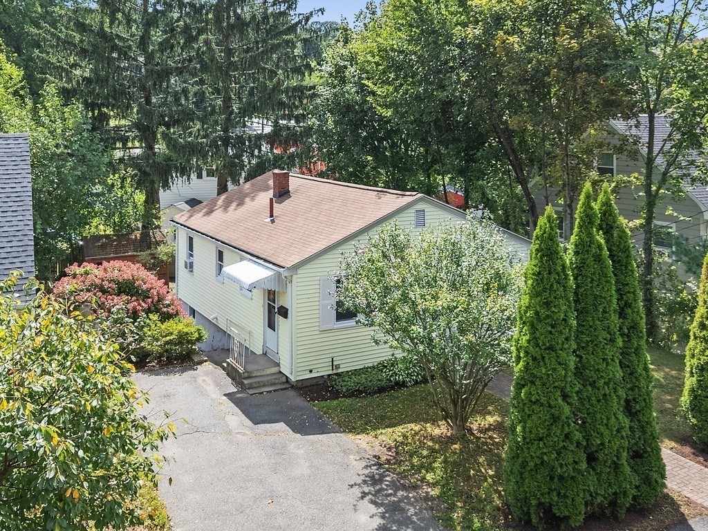 194 Weston Street — photo