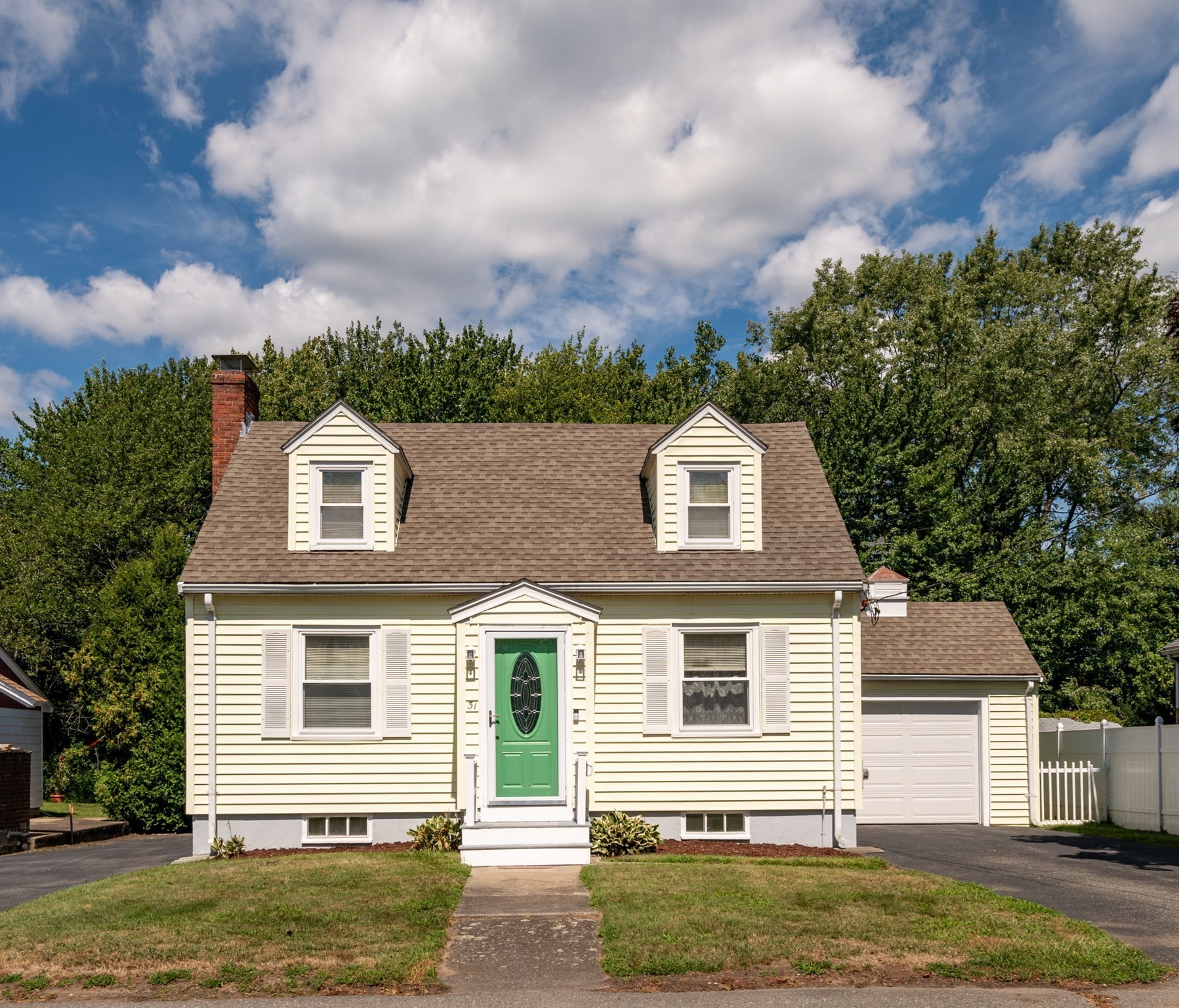 31 Eustis St. — photo