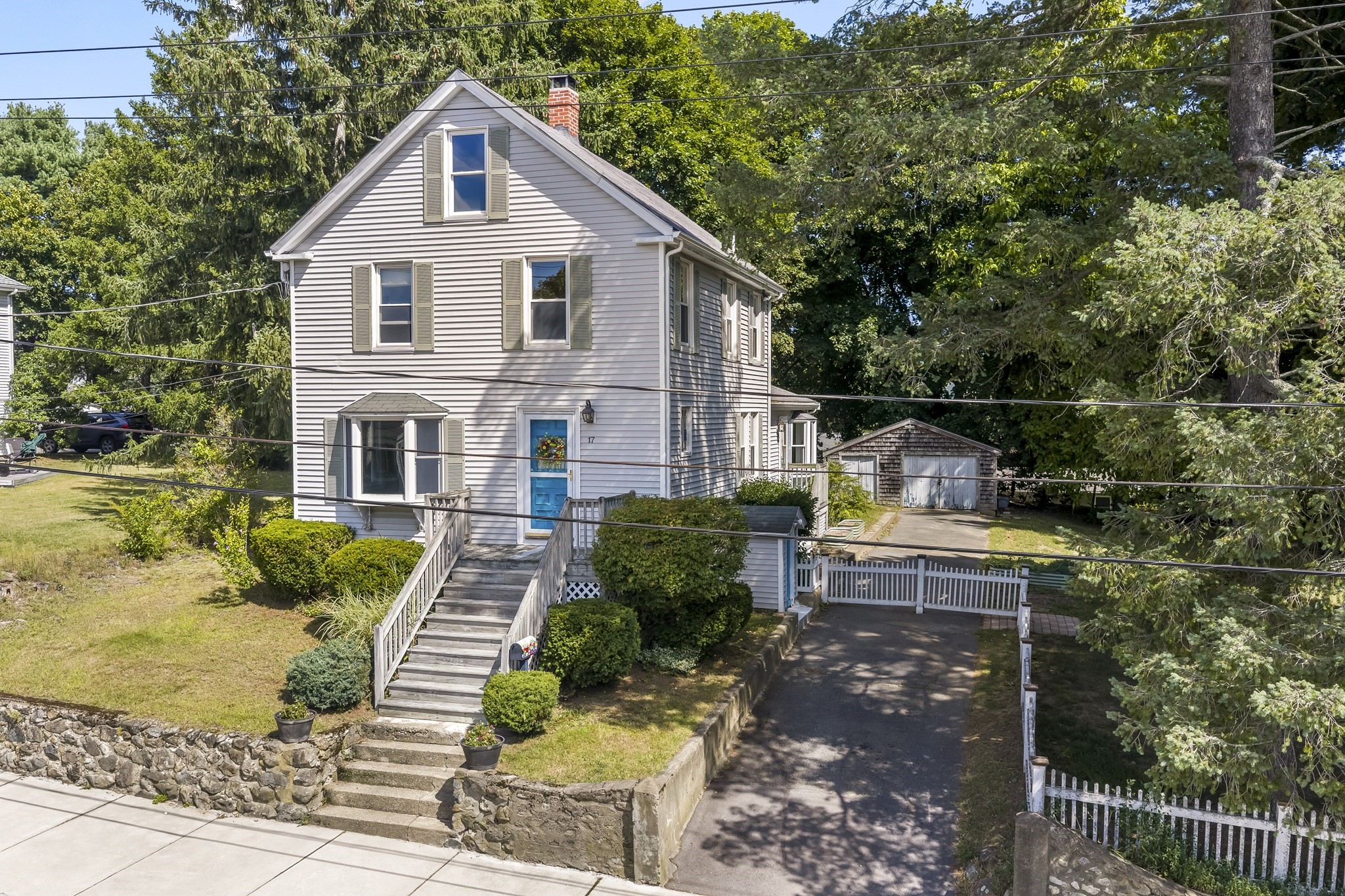 17 Fairview Ave — photo