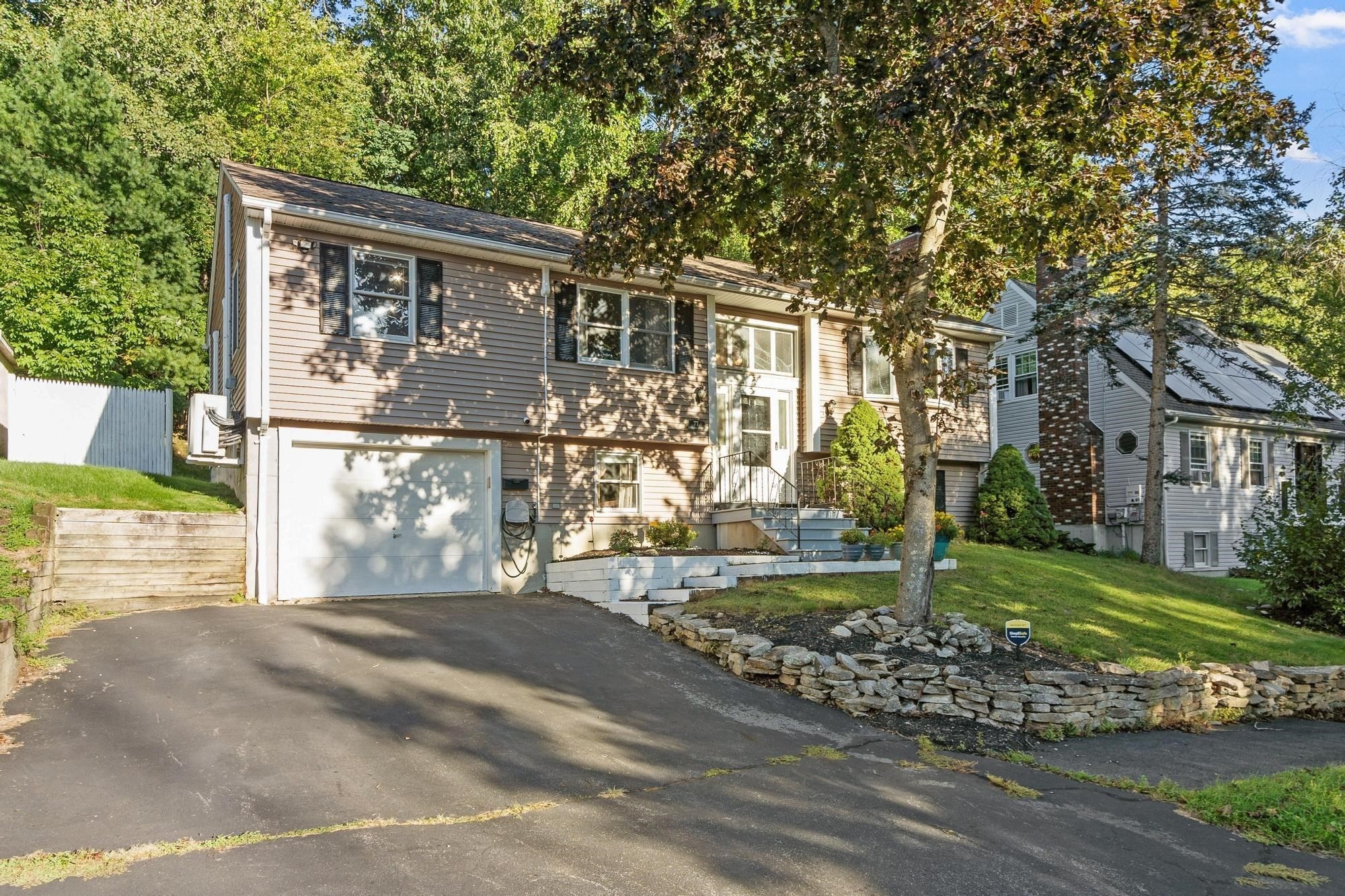77 Darnell Road, Worcester, MA 01606 — photo 2