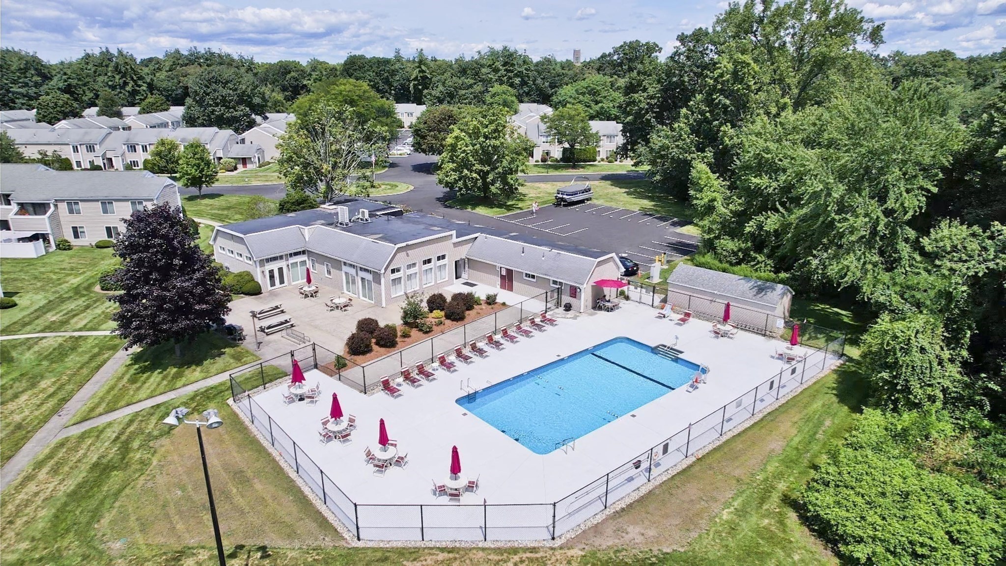 25 Nassau Dr #25 — photo