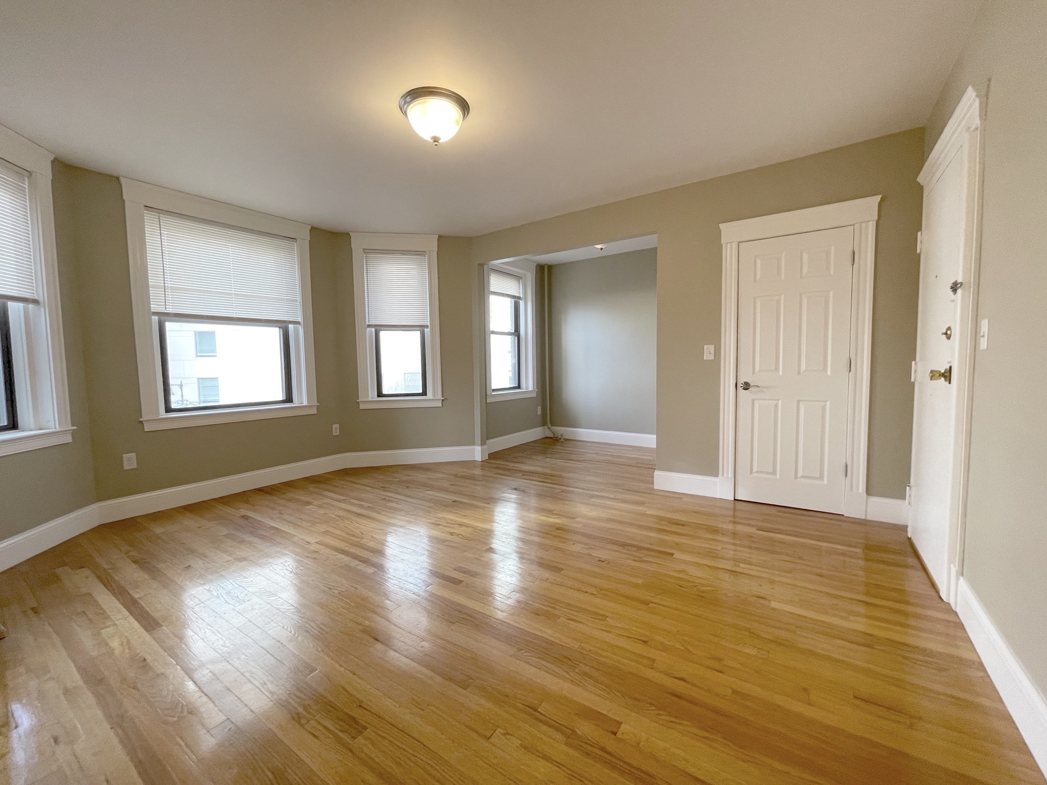 660 Huntington Avenue #35 — photo