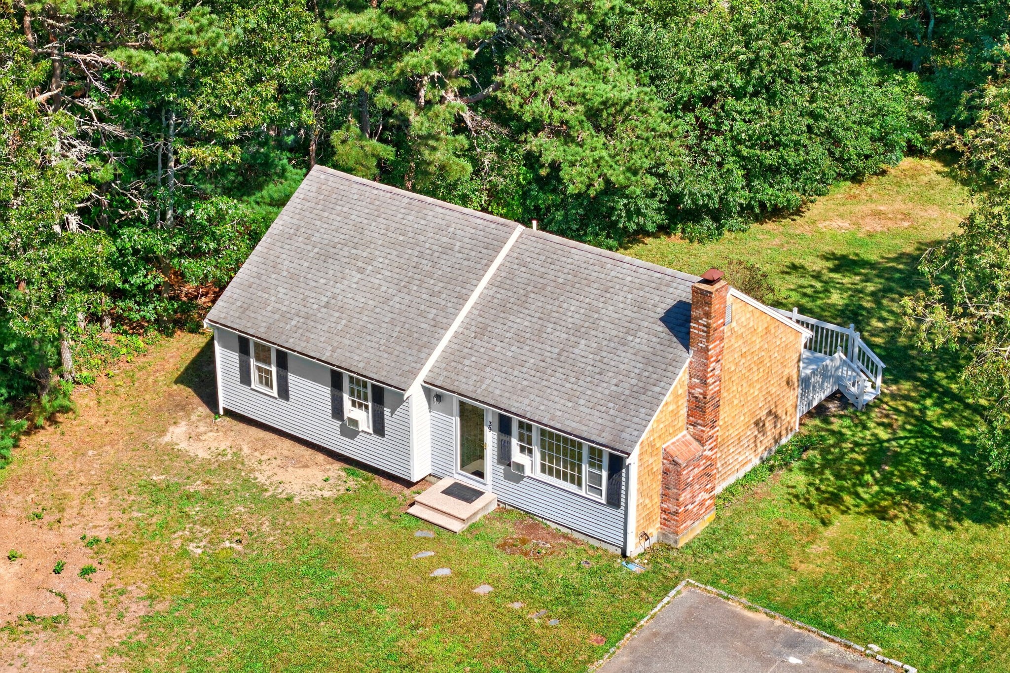 39 Kerrywood Dr — photo