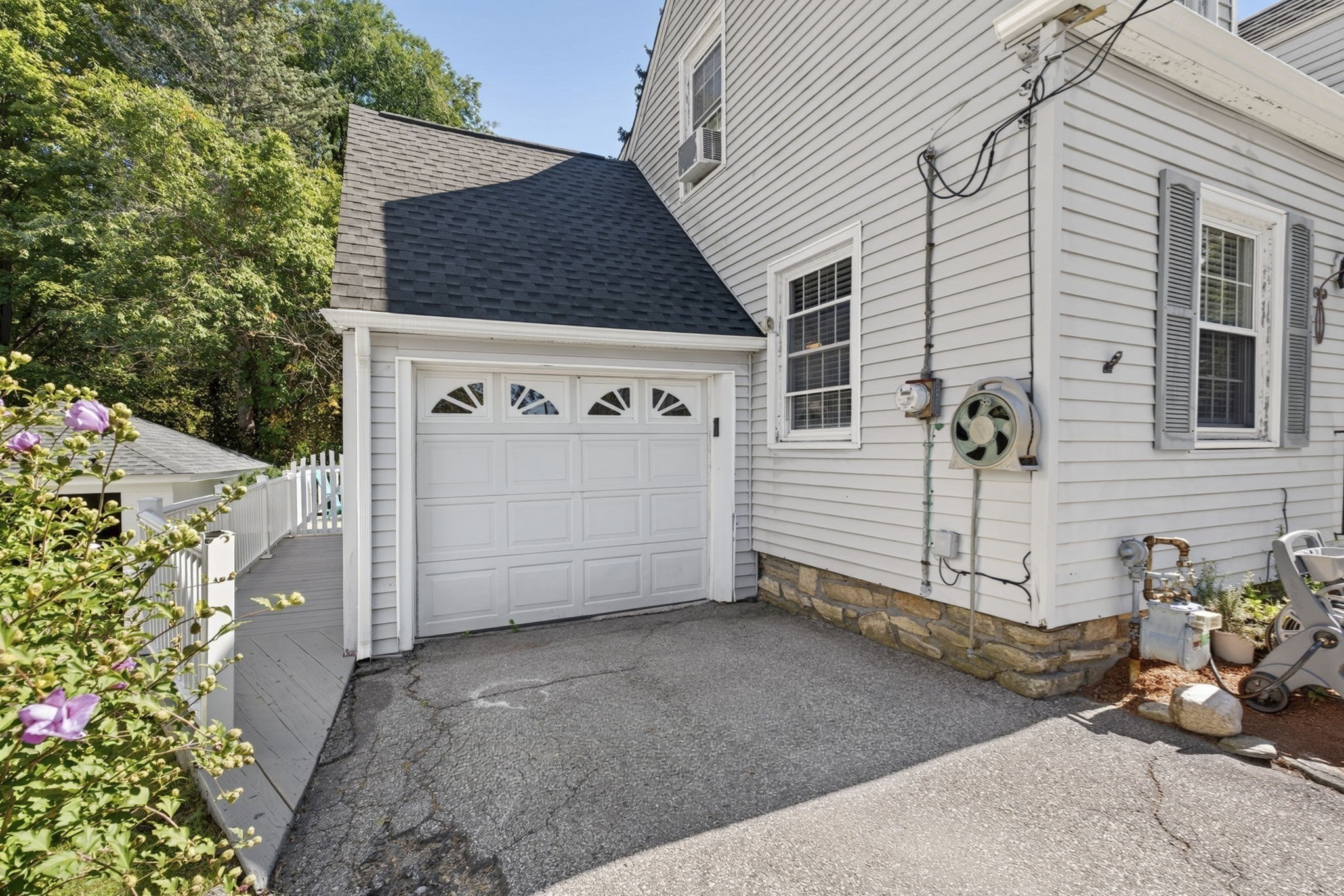 8 Lyndale Road, Worcester, MA 01606 — photo 3