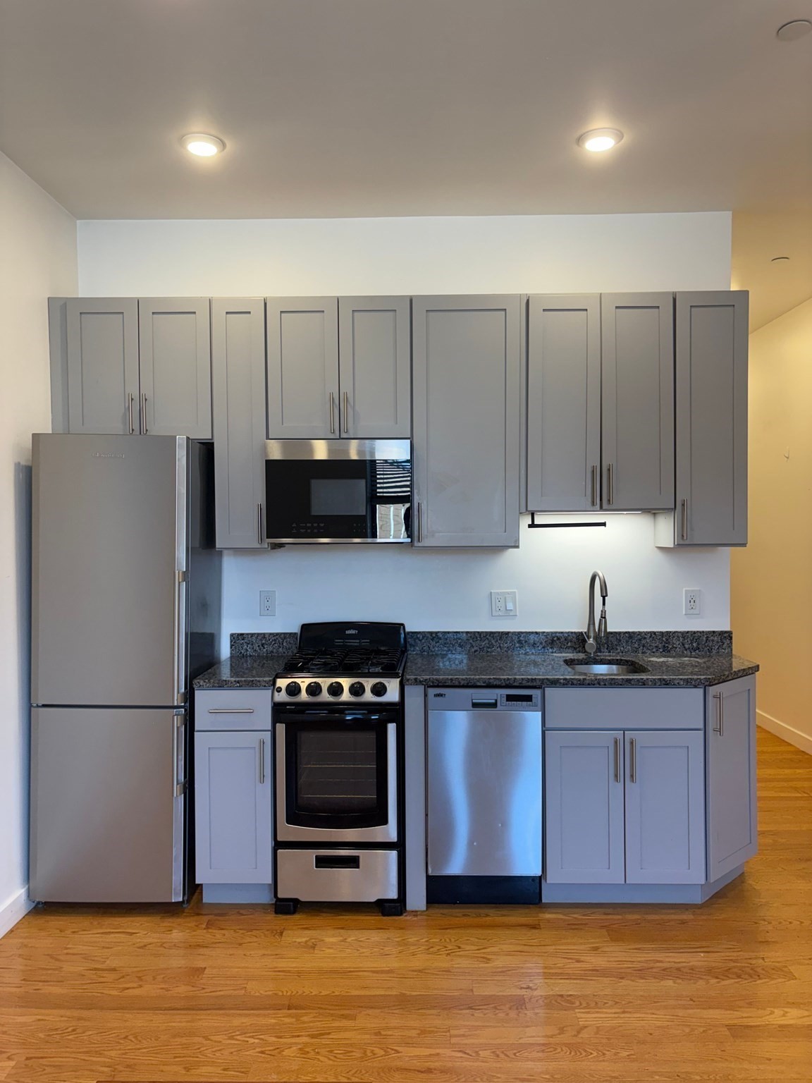 64 Market Market St #2 — photo