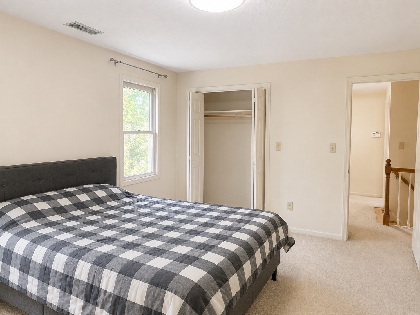 14 Kings Ct. — photo