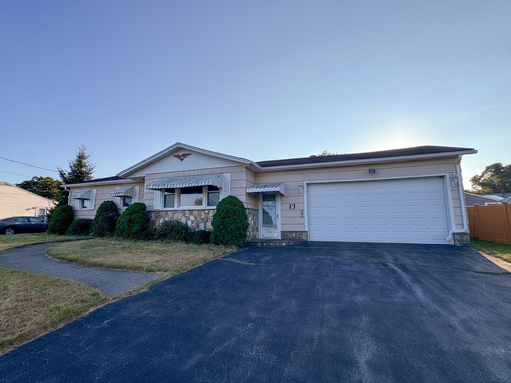 7 Ann Ave — photo