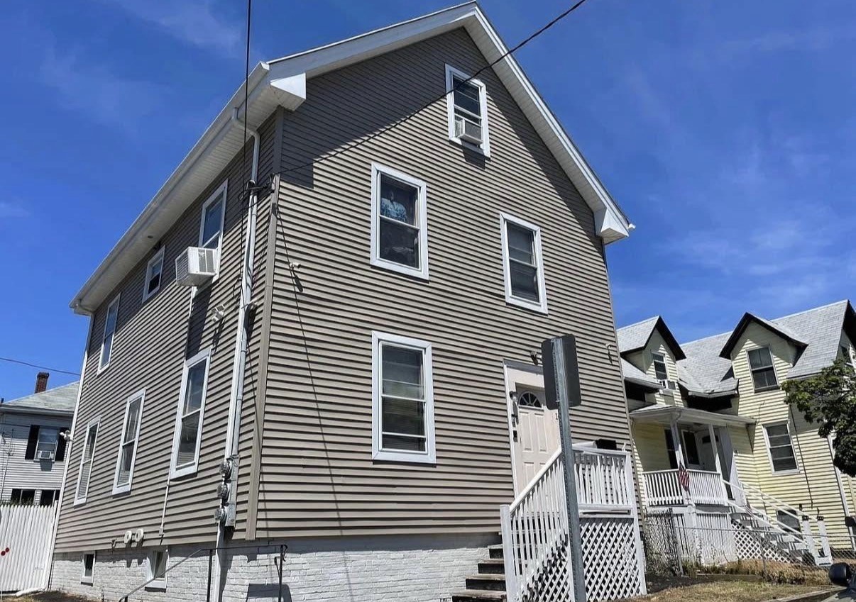 16 Robinson St #1 — photo
