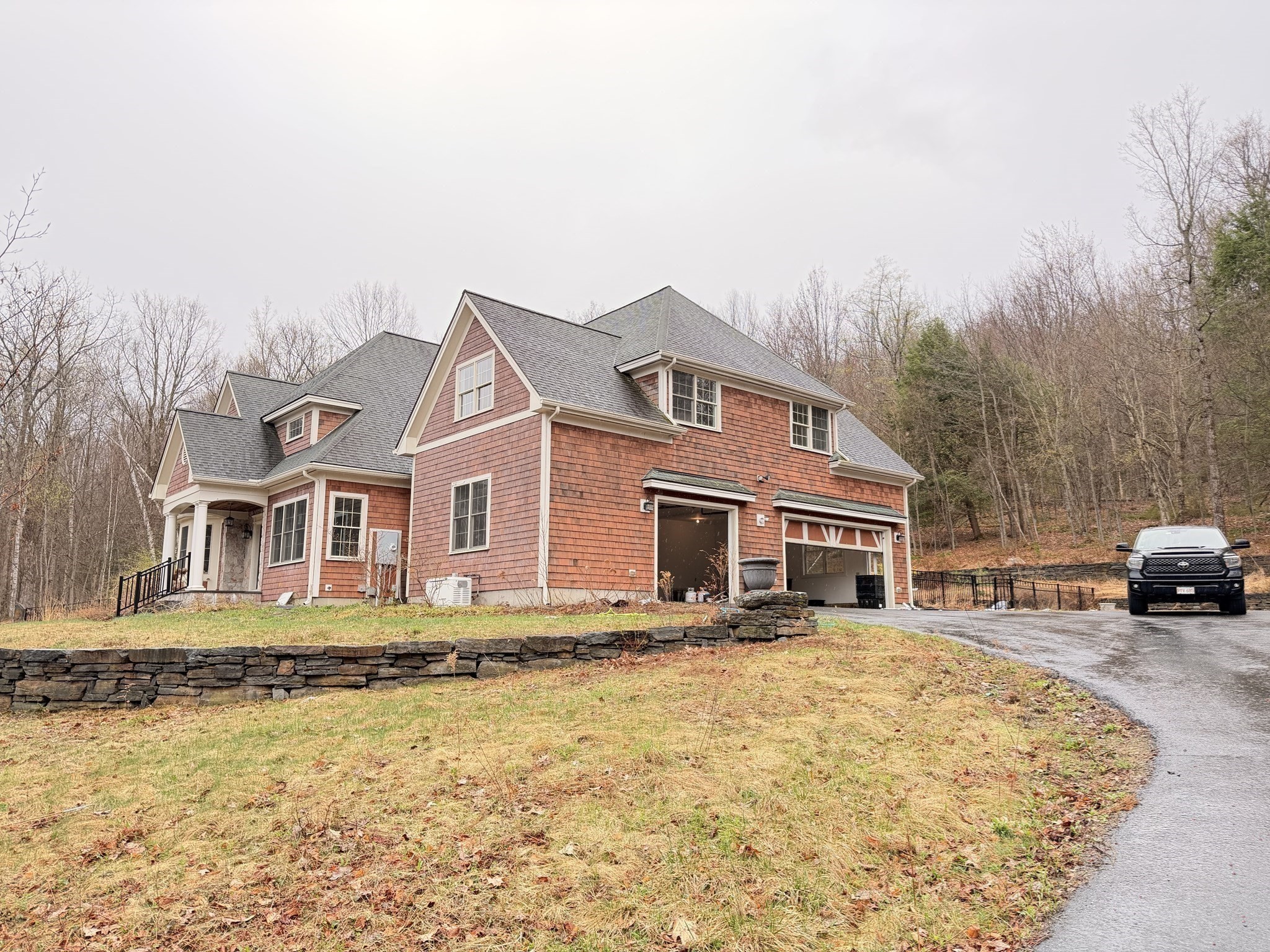 366 West Rd — photo