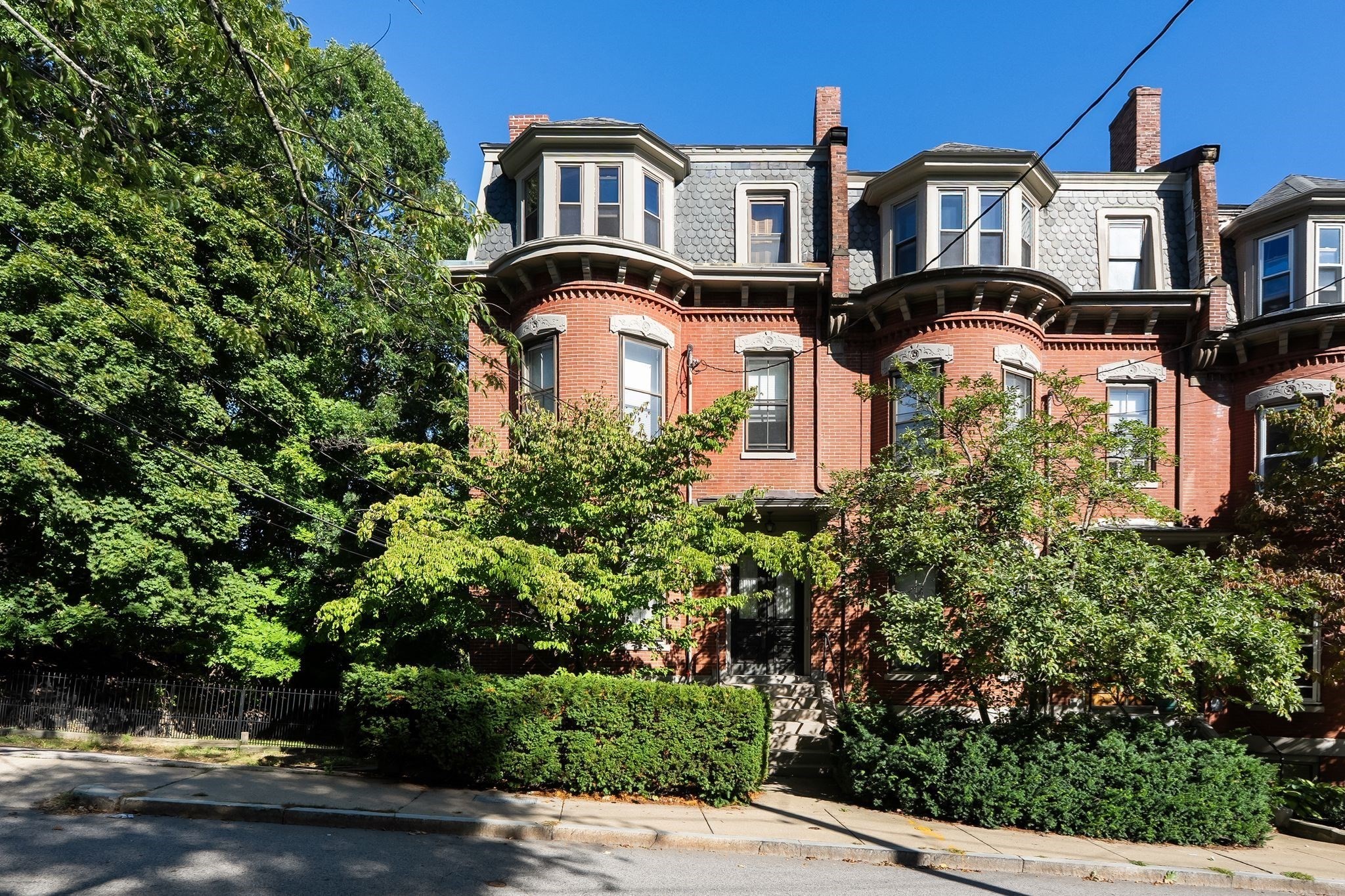 26 Everett St #1 — photo