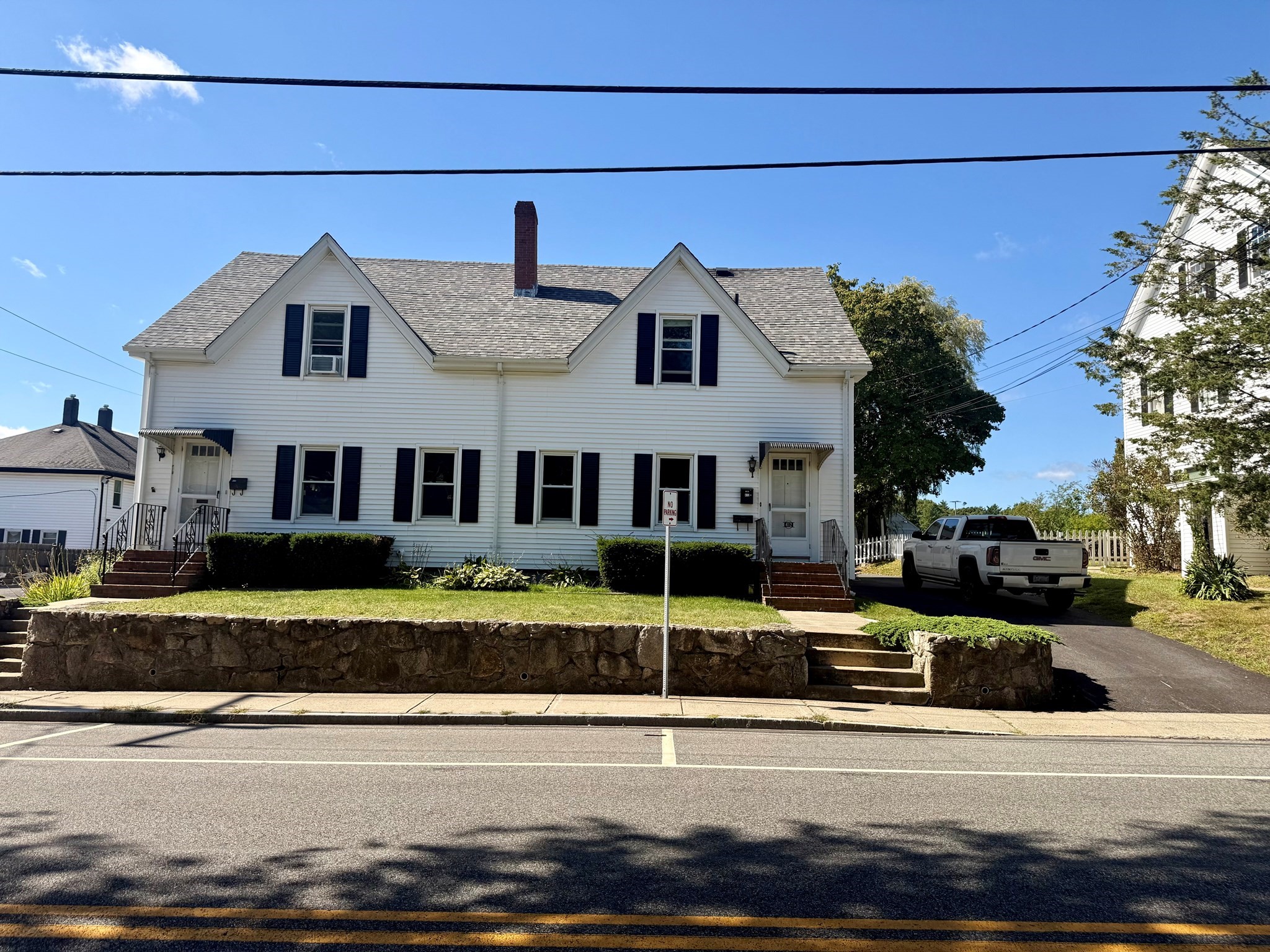 412 Court St #1 — photo