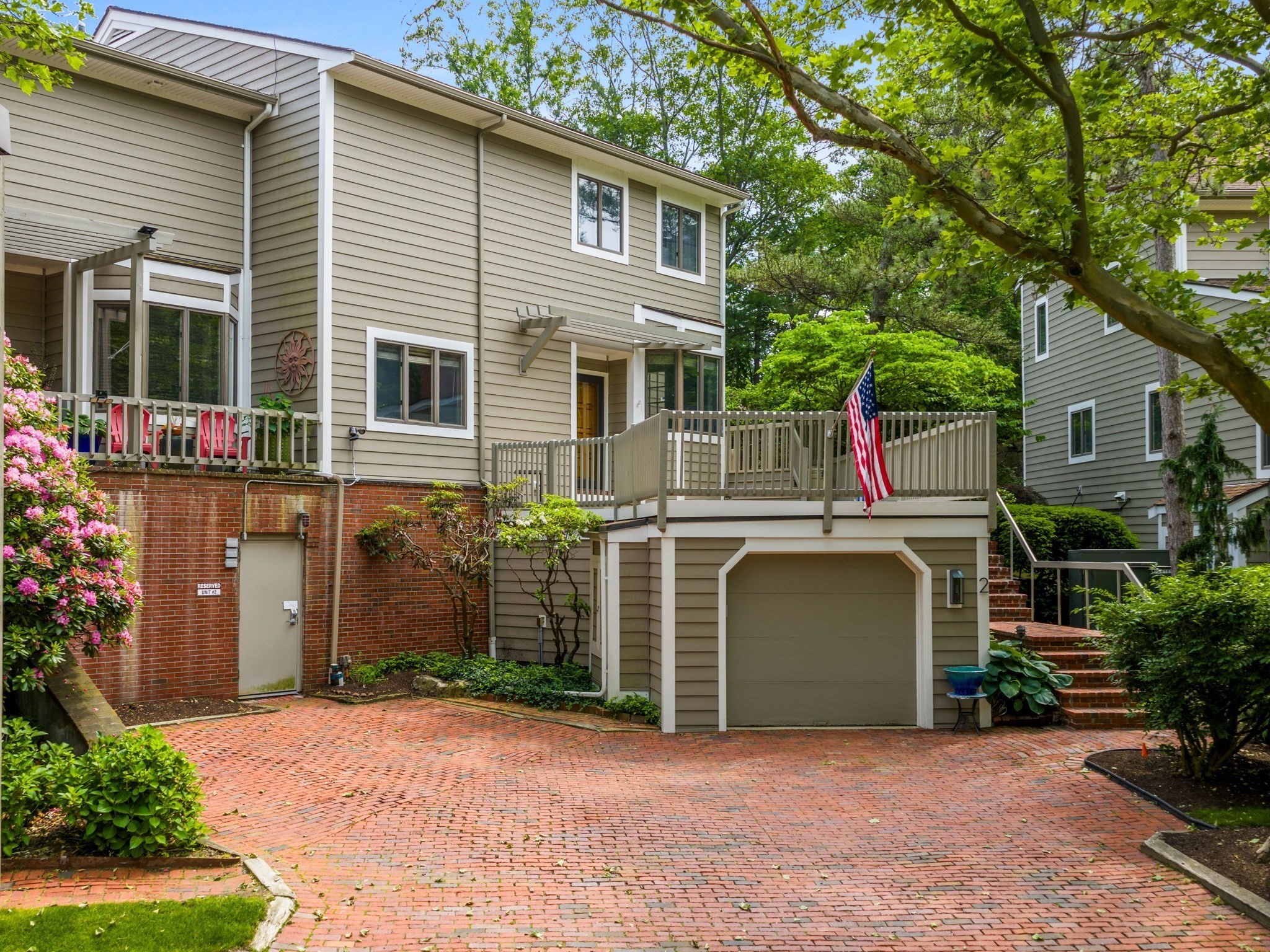 2 Benjamin Place #2, Brookline, MA 02467 — photo 2