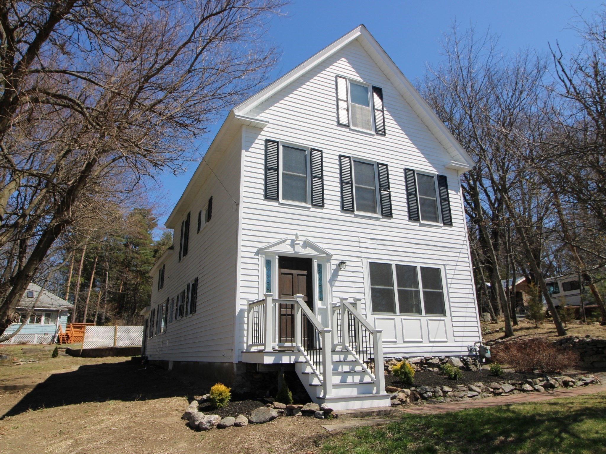 1459 Grafton Rd — photo