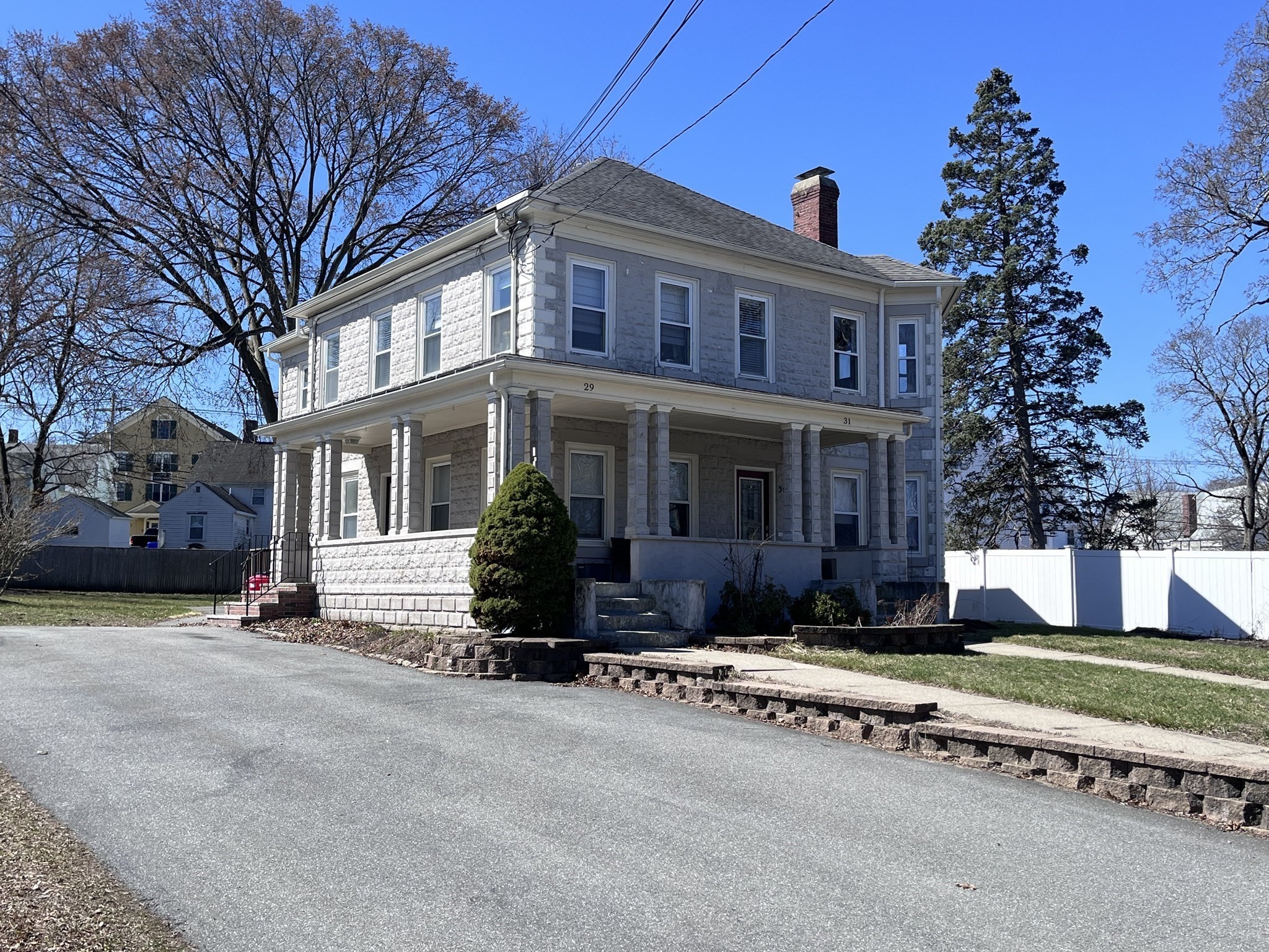 29-31 Middlesex St #1 — photo