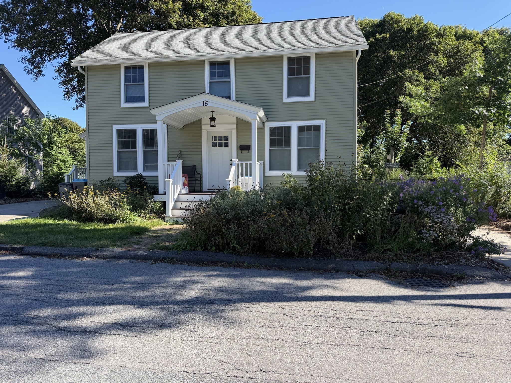 15 Wesleyan St — photo