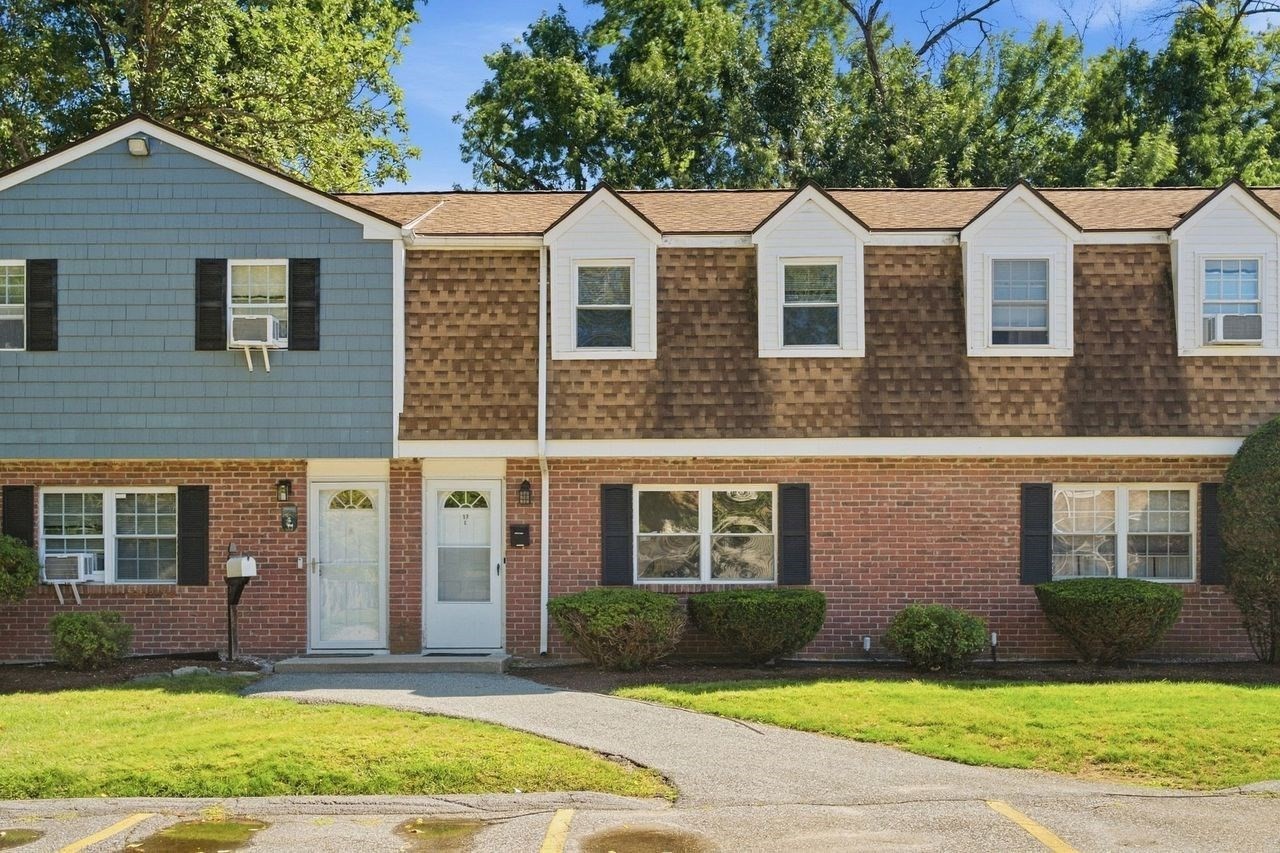 17 Orchard #L — photo